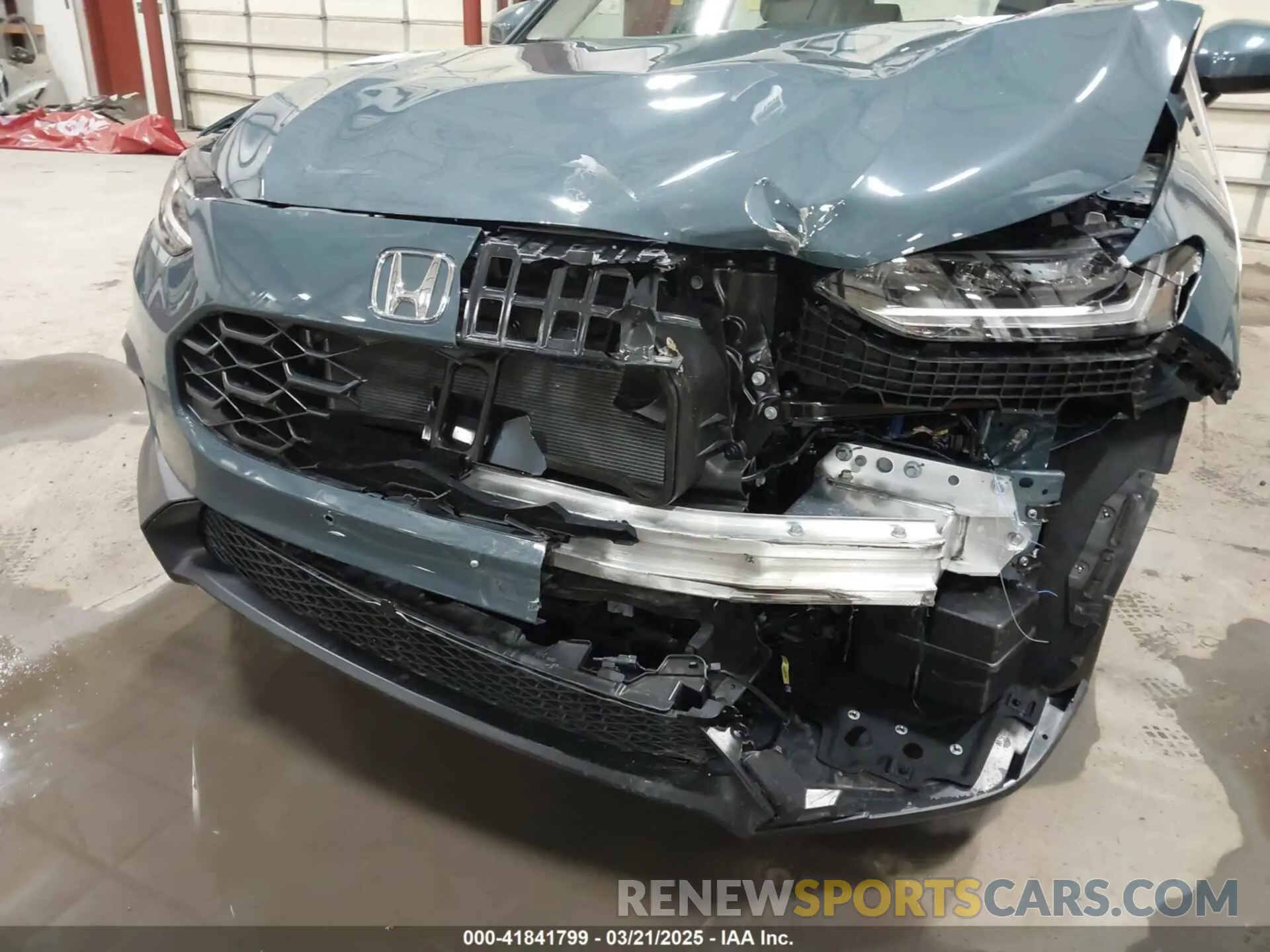 20 fotografías del automóvil dañado 3CZRZ2H34SM761308 HONDA HR-V 2025