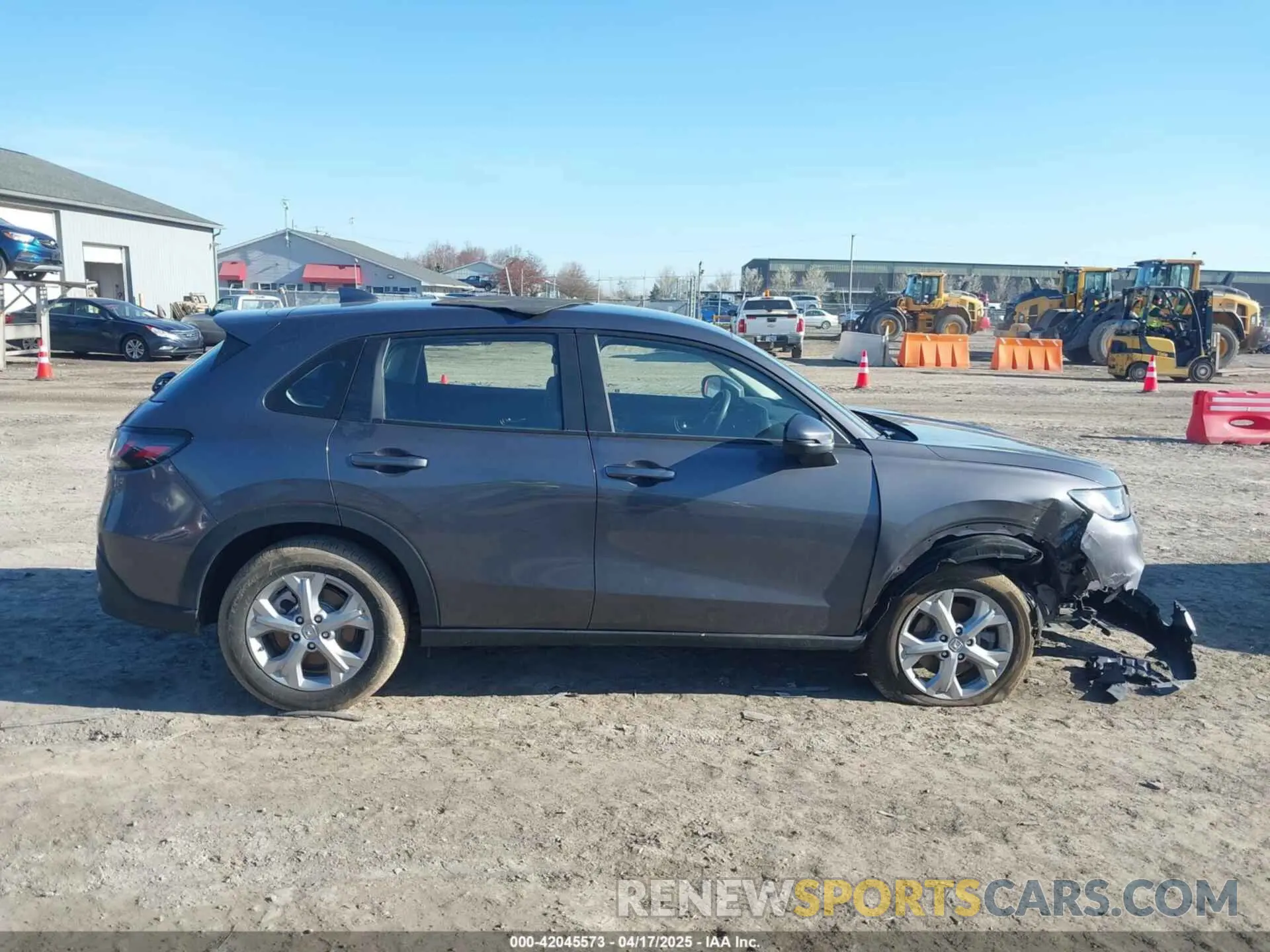 13 fotografías del automóvil dañado 3CZRZ2H36SM774271 HONDA HR-V 2025