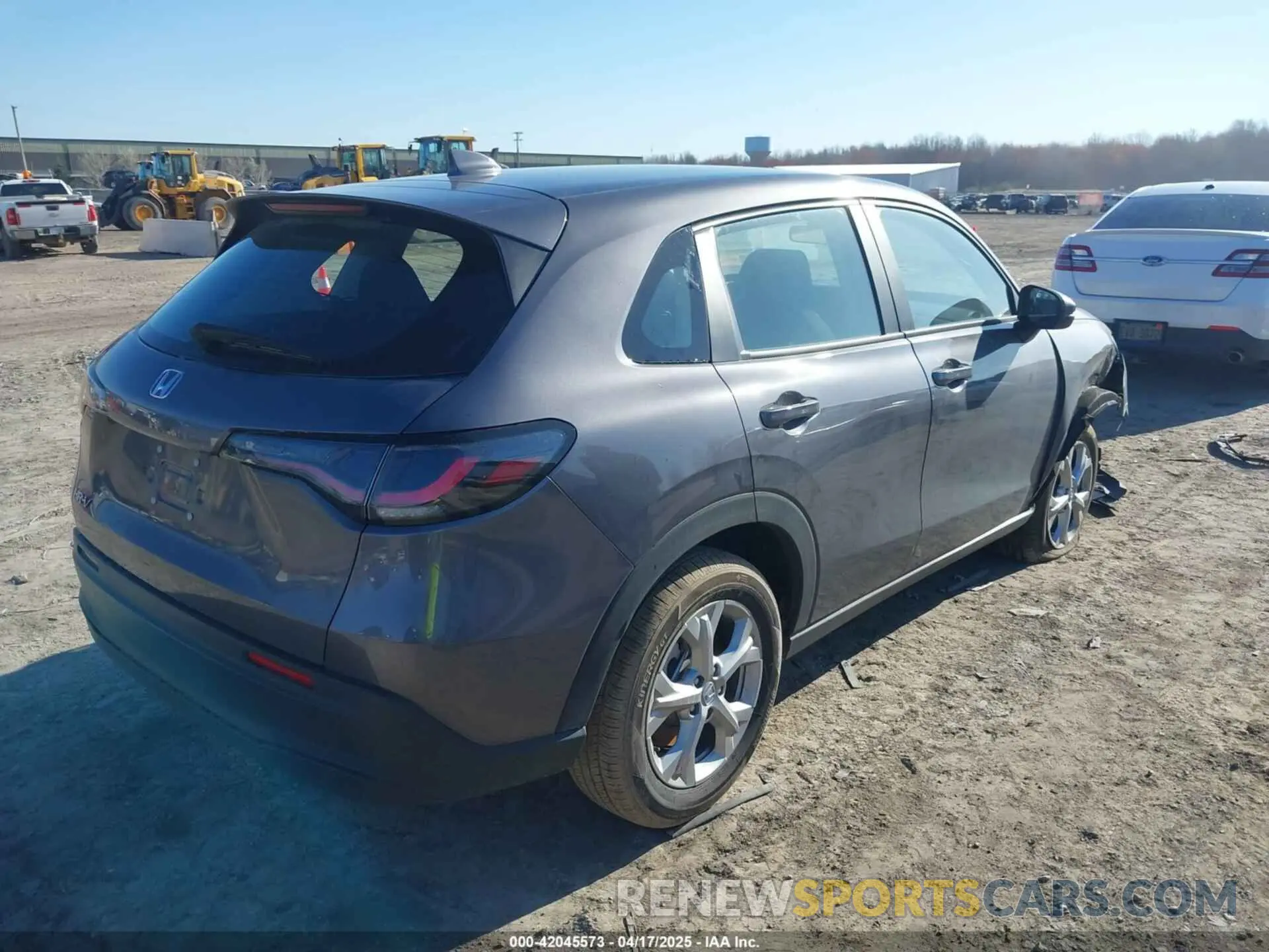 4 fotografías del automóvil dañado 3CZRZ2H36SM774271 HONDA HR-V 2025