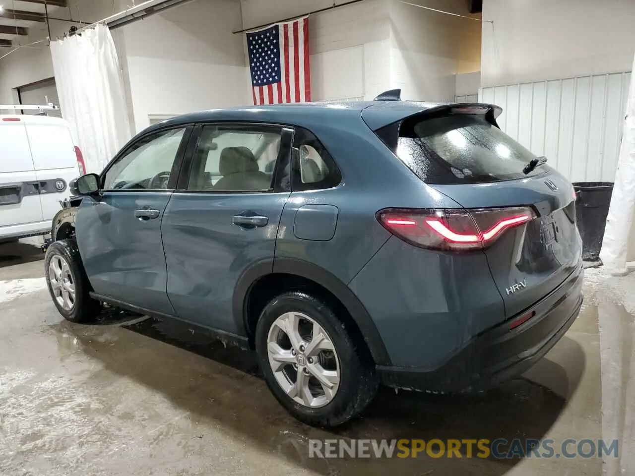 2 fotografías del automóvil dañado 3CZRZ2H38SM721121 HONDA HR-V 2025