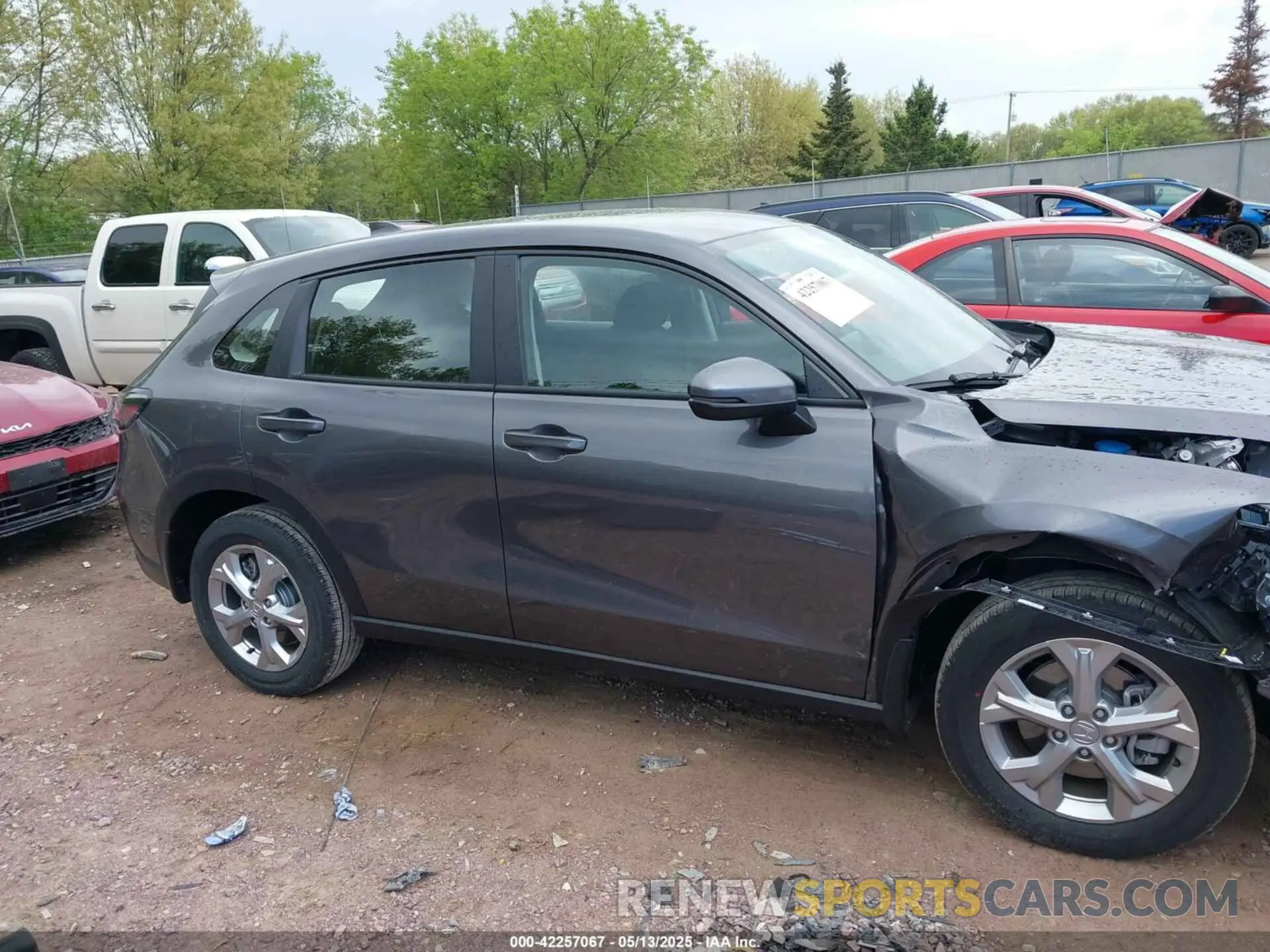 13 fotografías del automóvil dañado 3CZRZ2H39SM773258 HONDA HR-V 2025