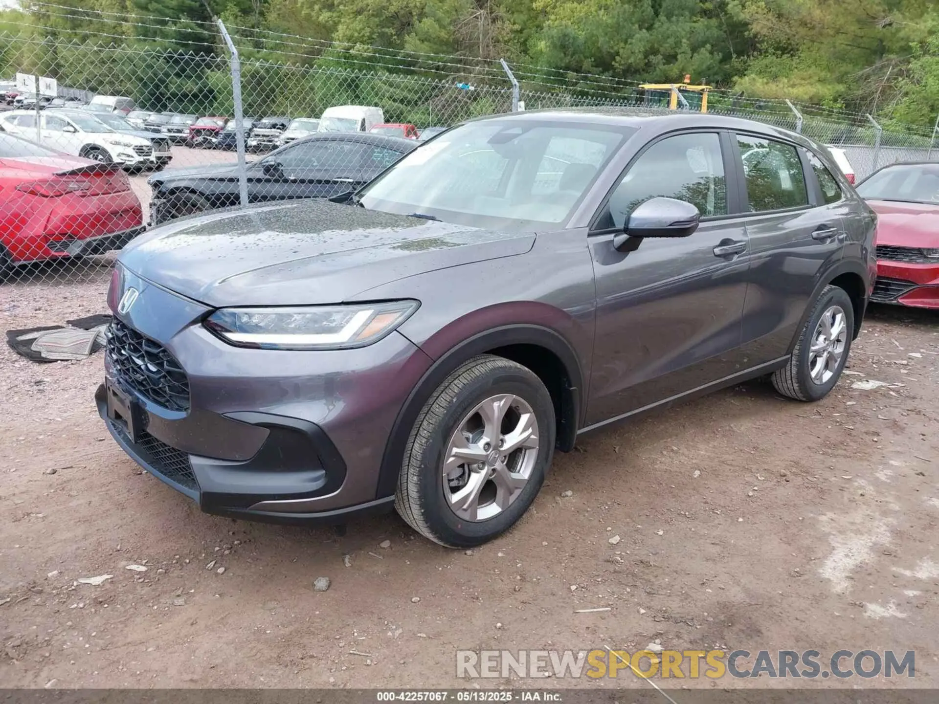 2 fotografías del automóvil dañado 3CZRZ2H39SM773258 HONDA HR-V 2025