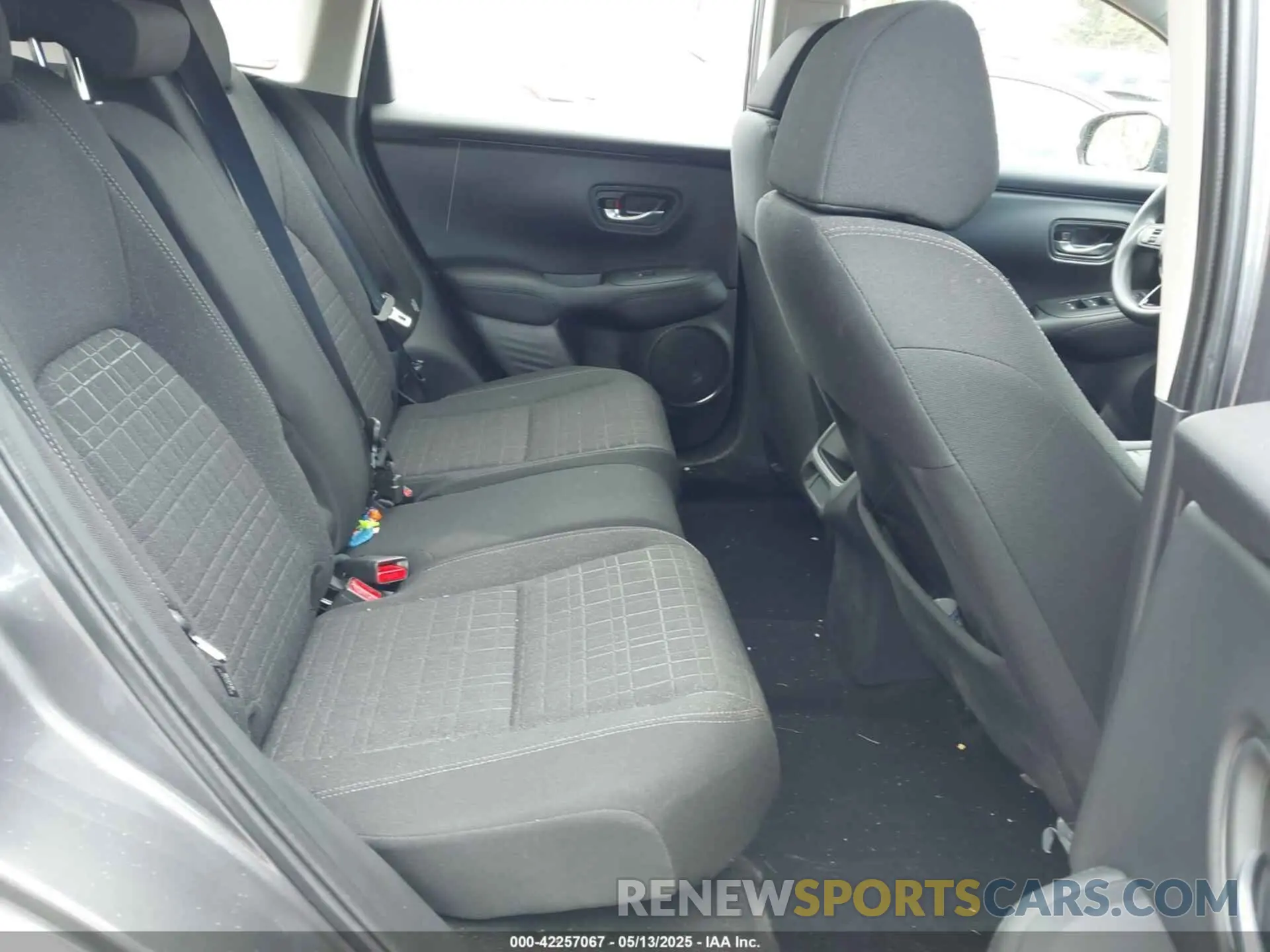 8 fotografías del automóvil dañado 3CZRZ2H39SM773258 HONDA HR-V 2025