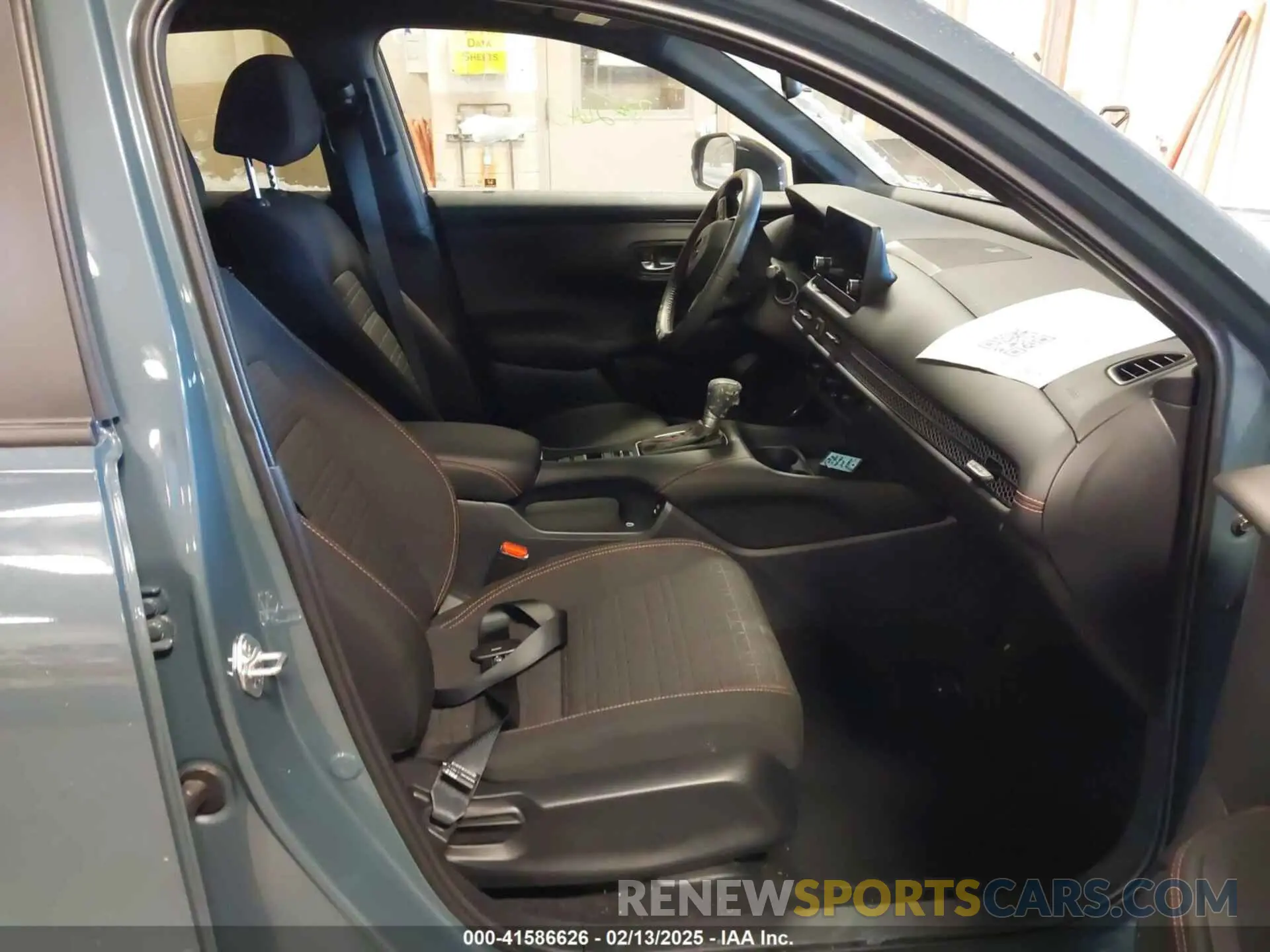 5 fotografías del automóvil dañado 3CZRZ2H51SM701505 HONDA HR-V 2025