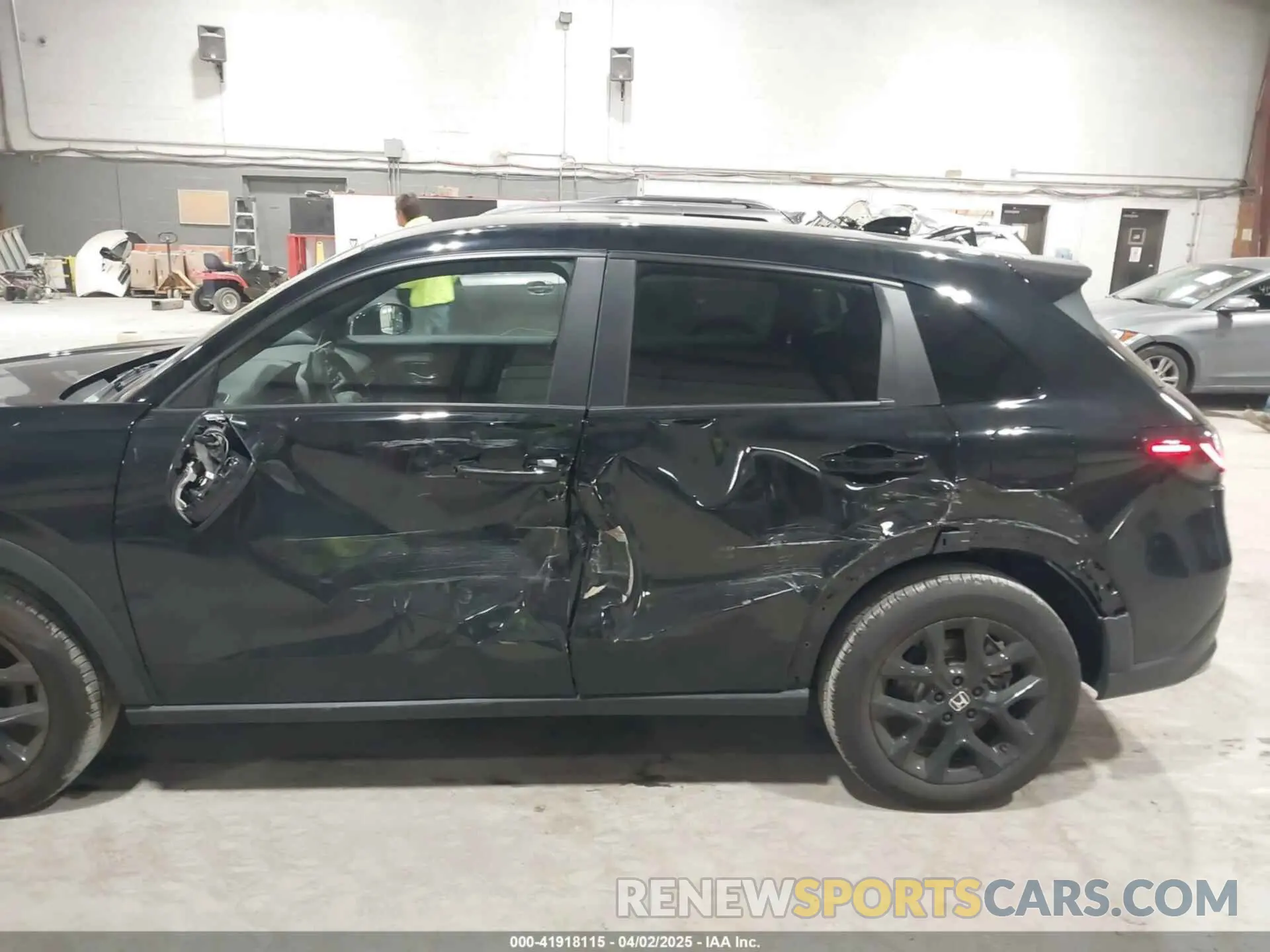 6 fotografías del automóvil dañado 3CZRZ2H53SM753797 HONDA HR-V 2025