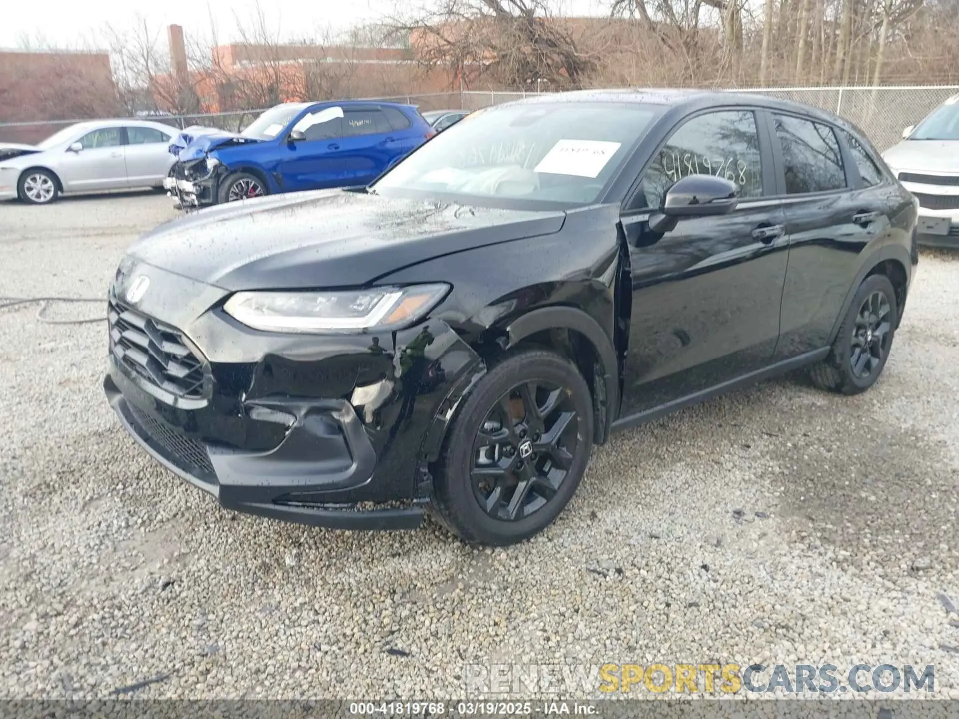 2 fotografías del automóvil dañado 3CZRZ2H53SM758272 HONDA HR-V 2025