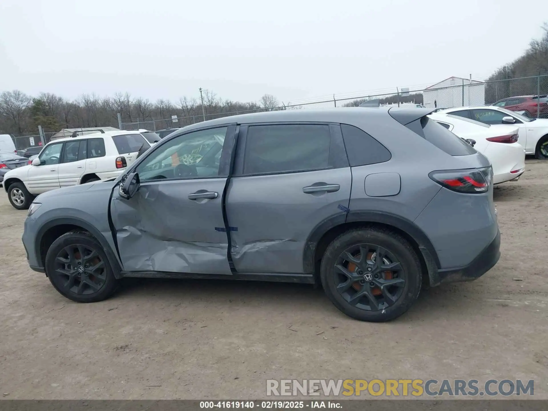 13 fotografías del automóvil dañado 3CZRZ2H54SM740072 HONDA HR-V 2025
