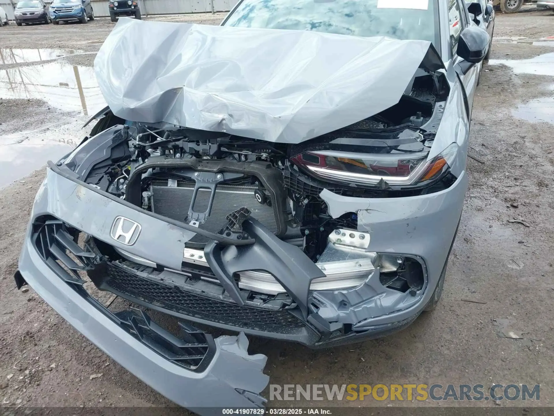6 fotografías del automóvil dañado 3CZRZ2H55SM703046 HONDA HR-V 2025