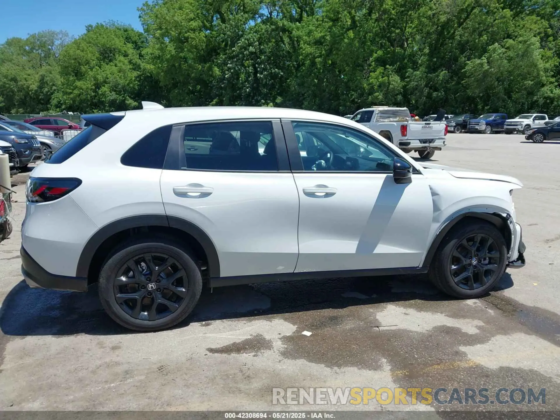 14 fotografías del automóvil dañado 3CZRZ2H55SM735947 HONDA HR-V 2025