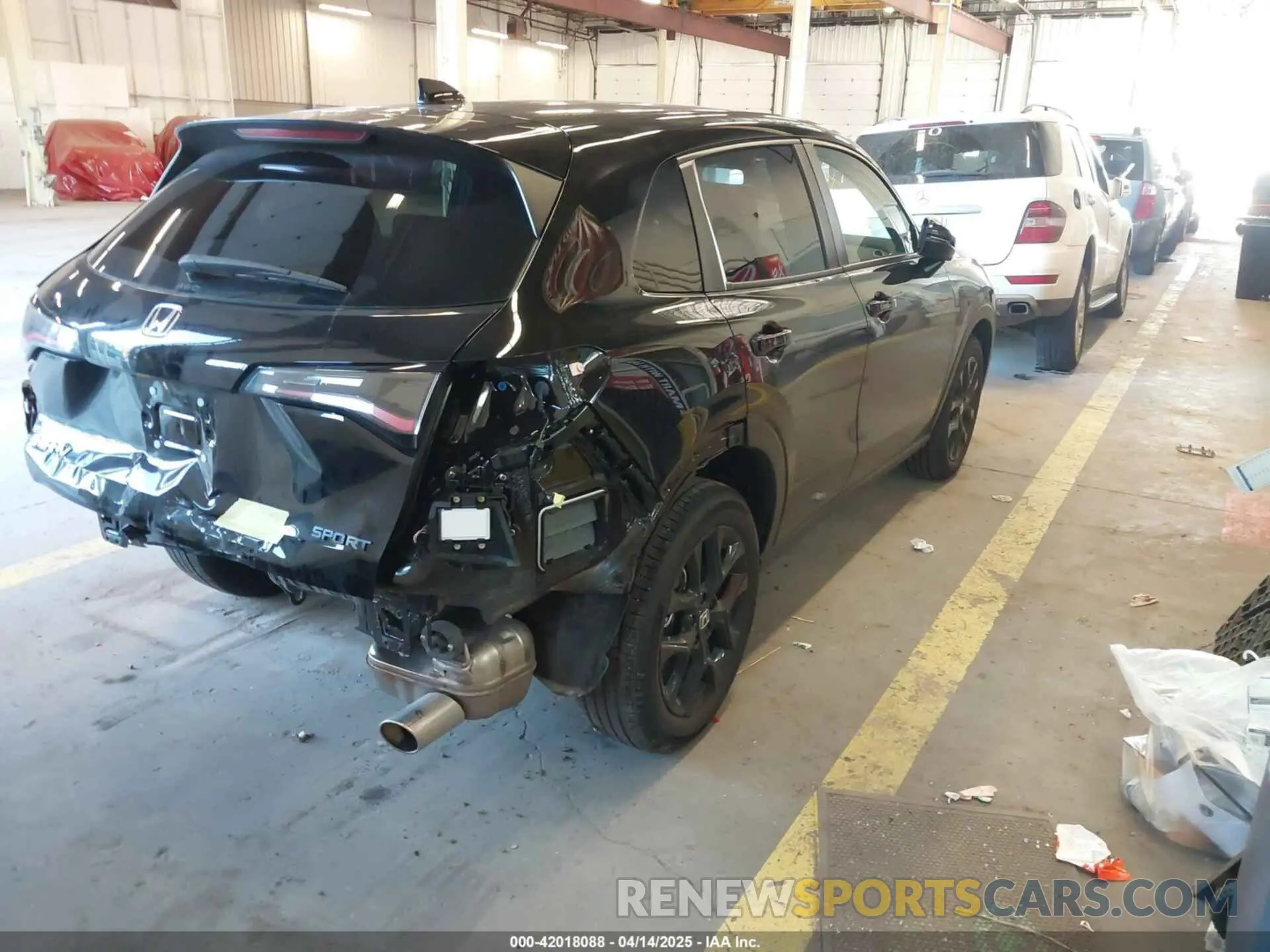 4 fotografías del automóvil dañado 3CZRZ2H55SM749671 HONDA HR-V 2025