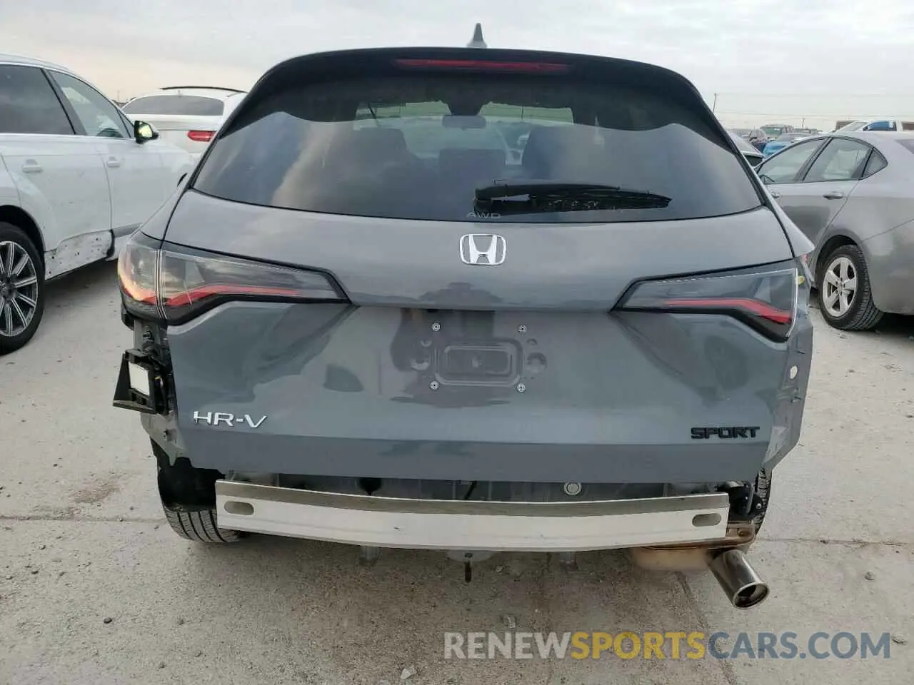 6 fotografías del automóvil dañado 3CZRZ2H56SM745323 HONDA HR-V 2025