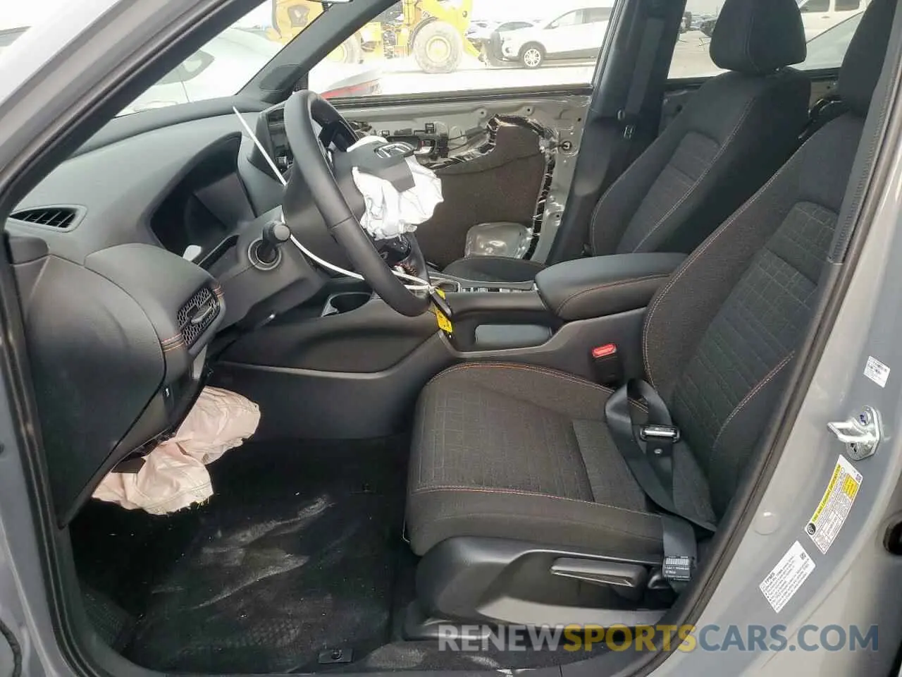 7 fotografías del automóvil dañado 3CZRZ2H56SM745323 HONDA HR-V 2025