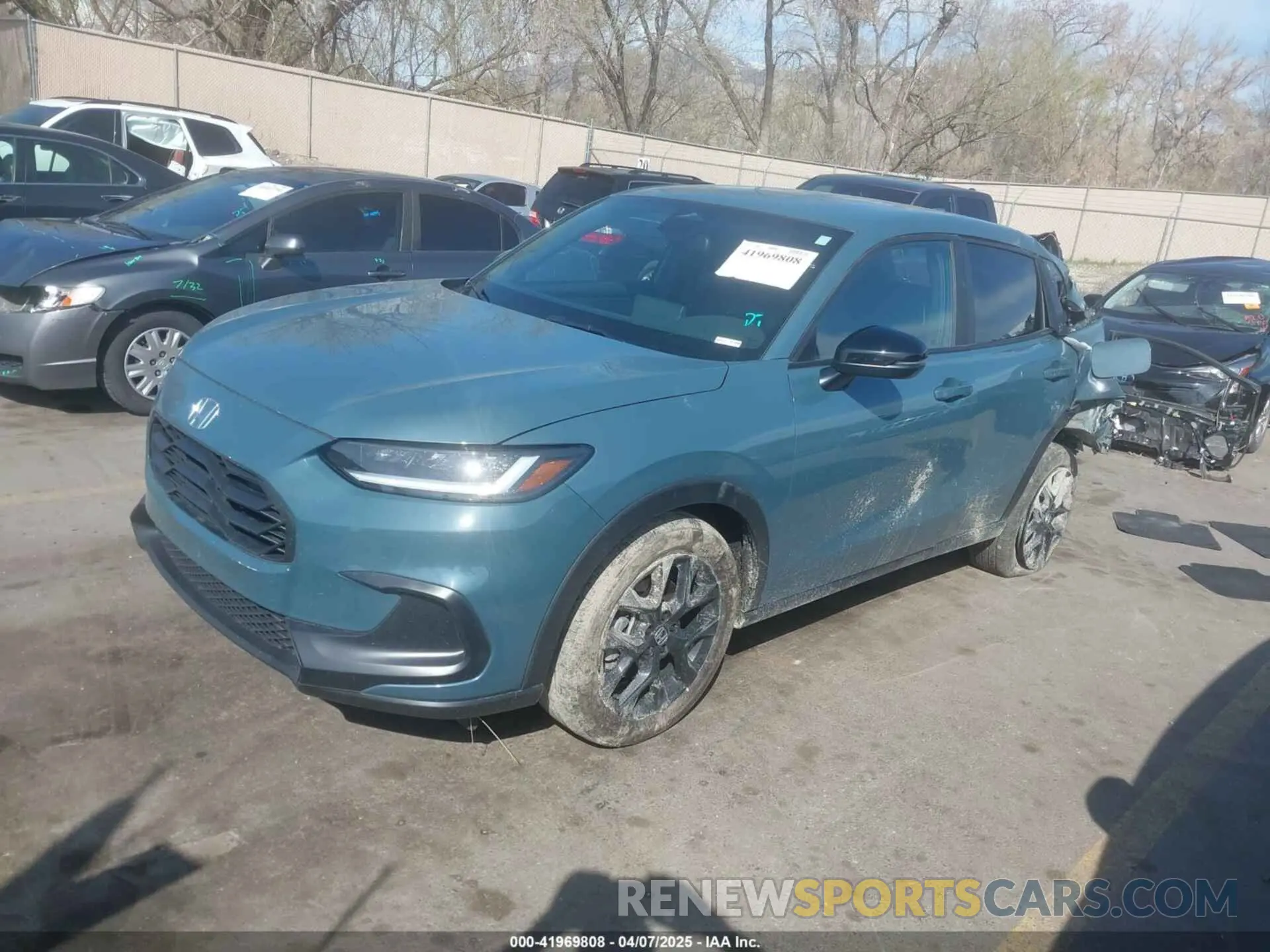 2 fotografías del automóvil dañado 3CZRZ2H59SM734655 HONDA HR-V 2025