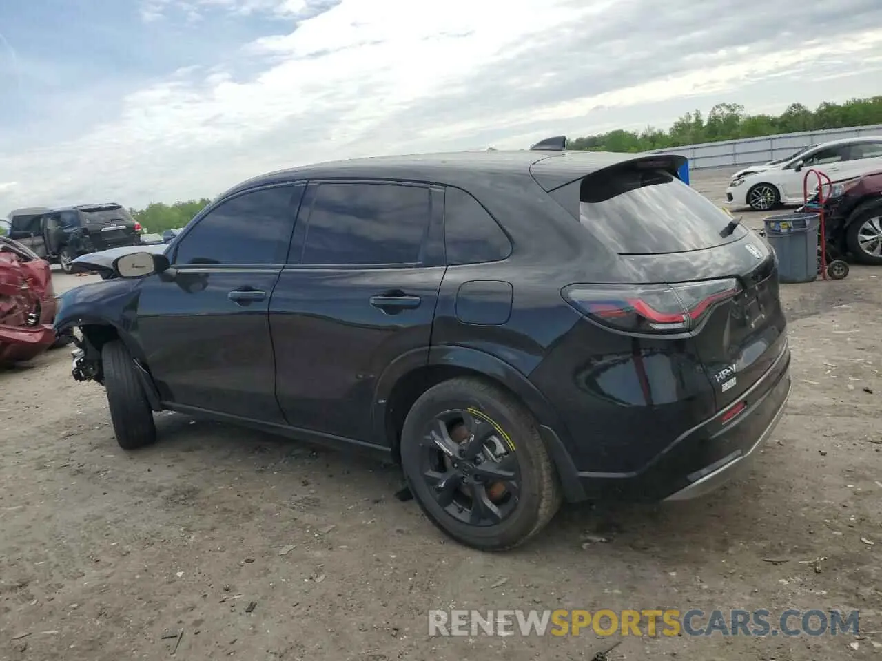 2 fotografías del automóvil dañado 3CZRZ2H72SM713695 HONDA HR-V 2025