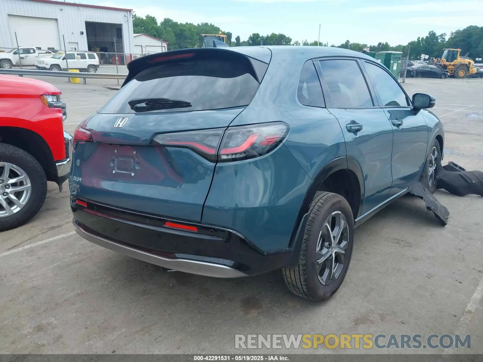 4 fotografías del automóvil dañado 3CZRZ2H72SM744719 HONDA HR-V 2025