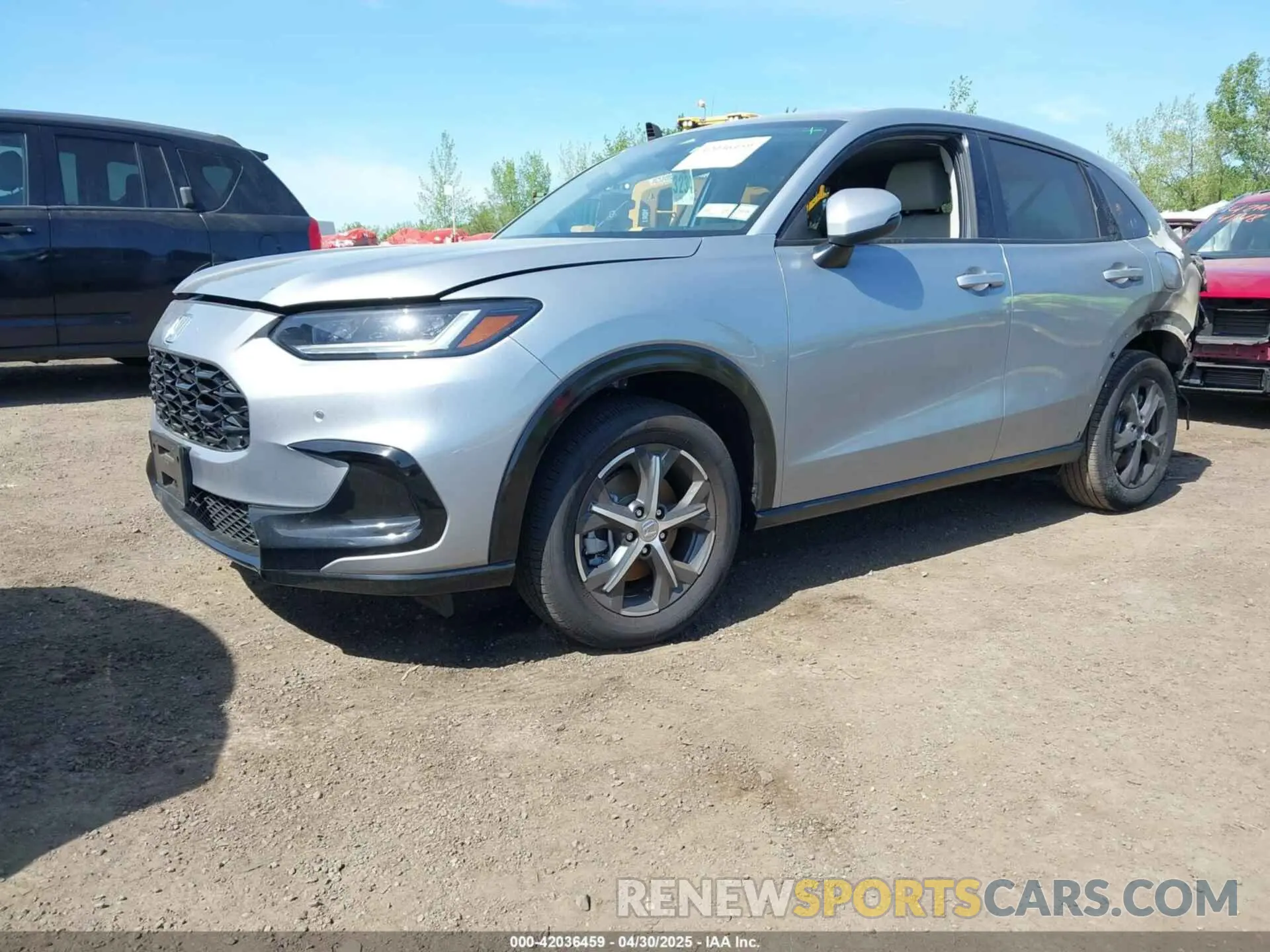 2 fotografías del automóvil dañado 3CZRZ2H74SM762431 HONDA HR-V 2025