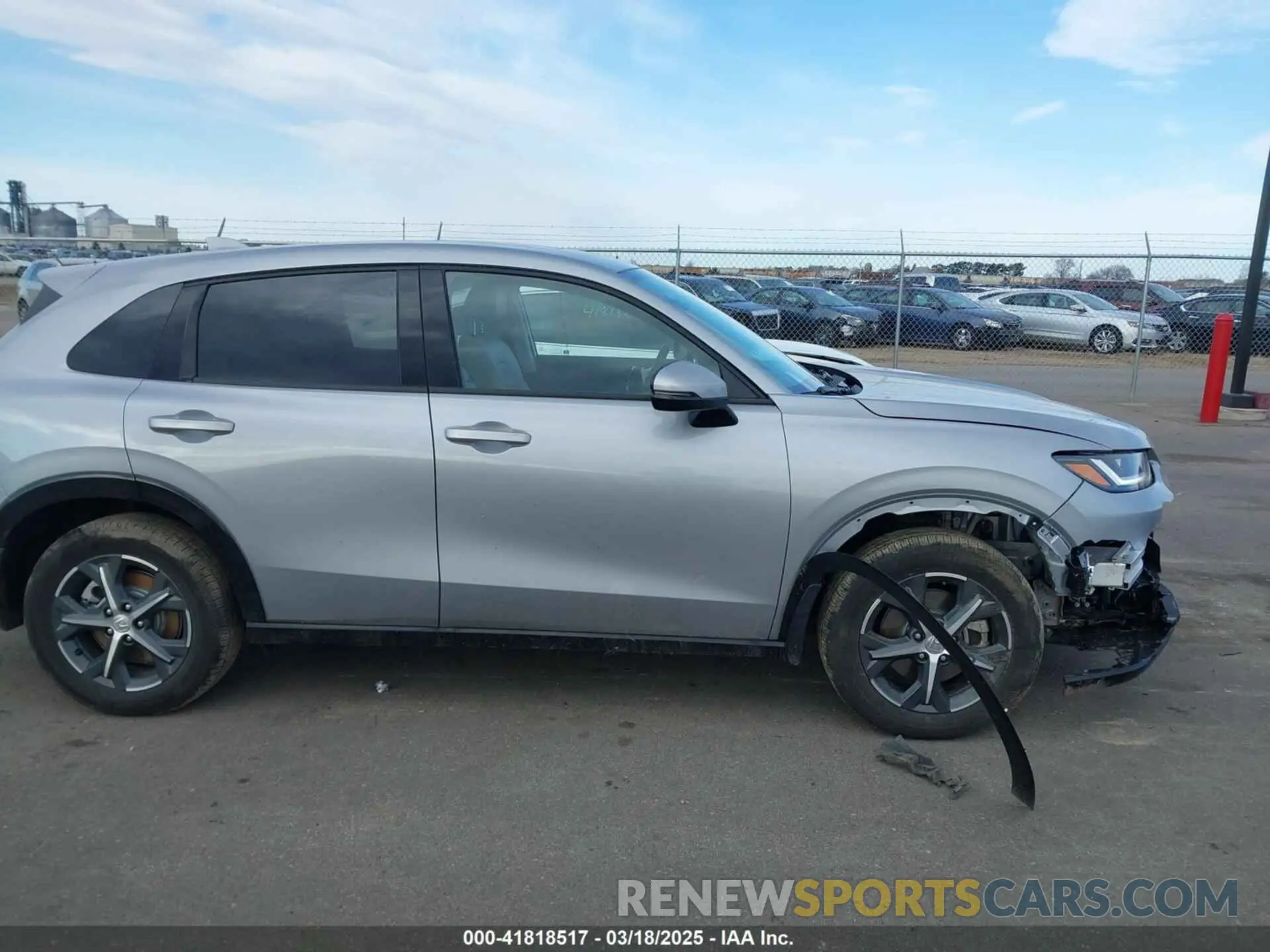 13 fotografías del automóvil dañado 3CZRZ2H75SM732273 HONDA HR-V 2025