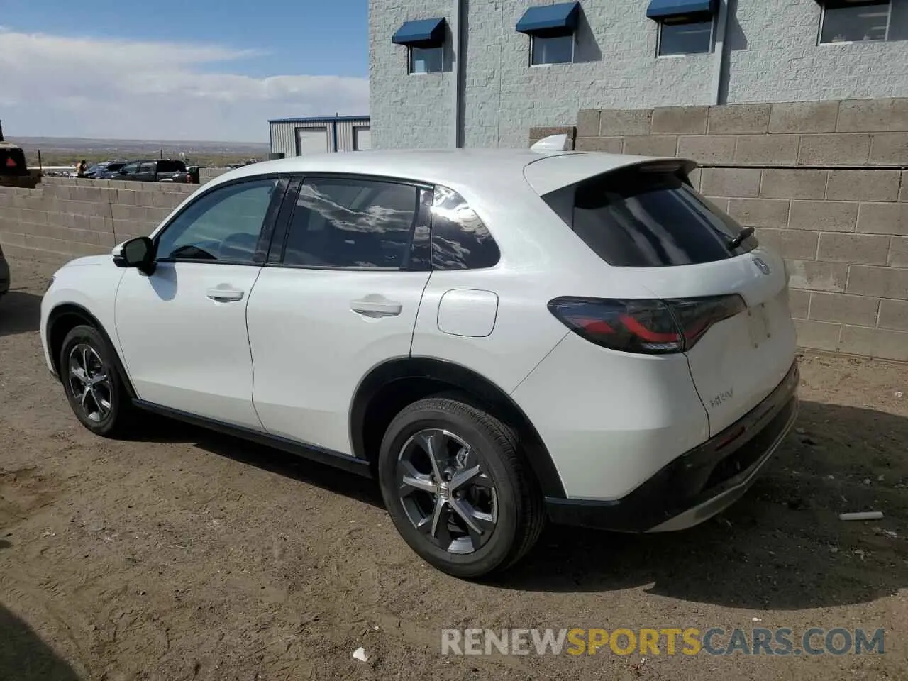 2 fotografías del automóvil dañado 3CZRZ2H76SM720259 HONDA HR-V 2025