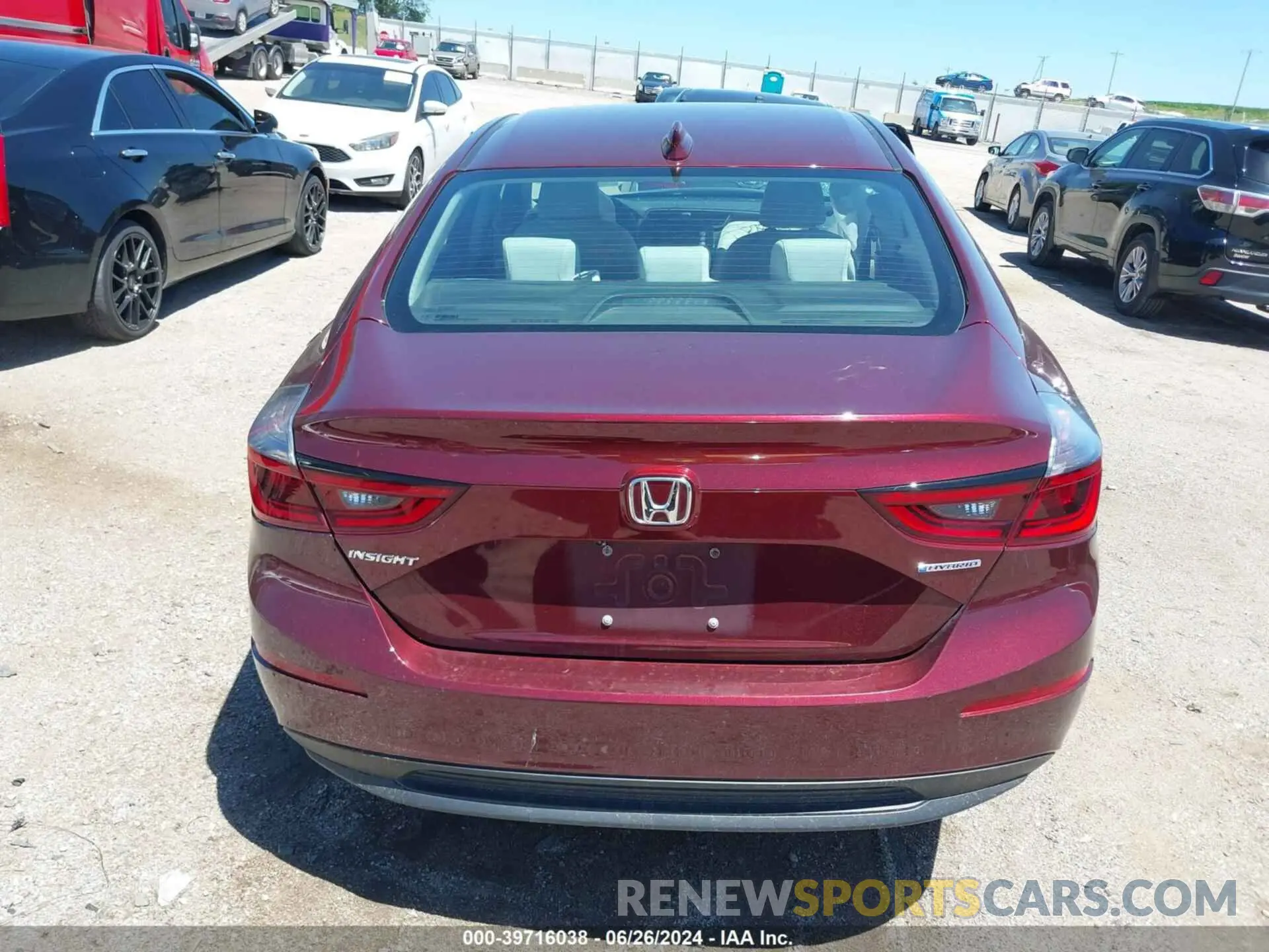 16 fotografías del automóvil dañado 19XZE4F12KE017411 HONDA INSIGHT 2019