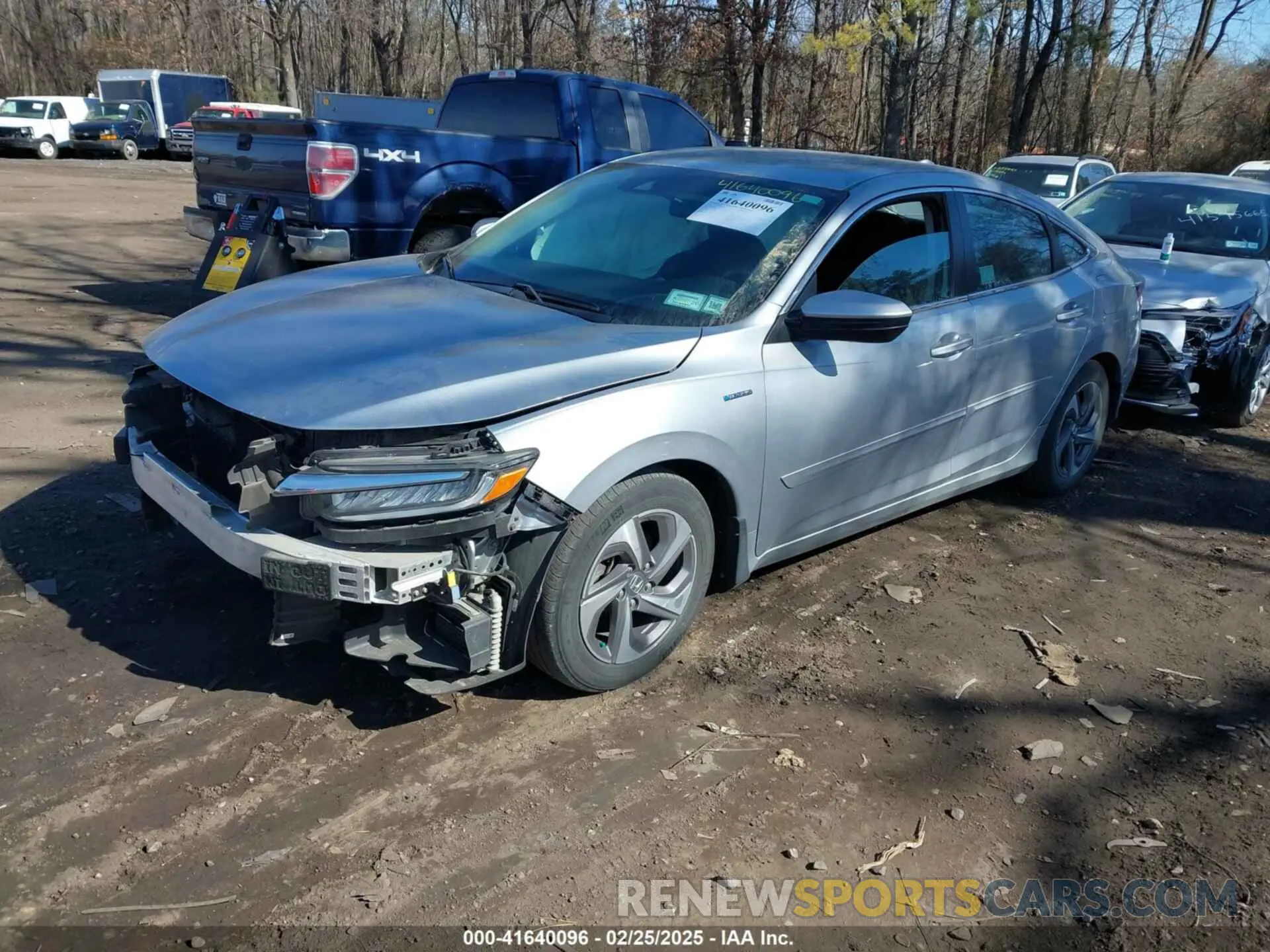 2 fotografías del automóvil dañado 19XZE4F14KE013196 HONDA INSIGHT 2019