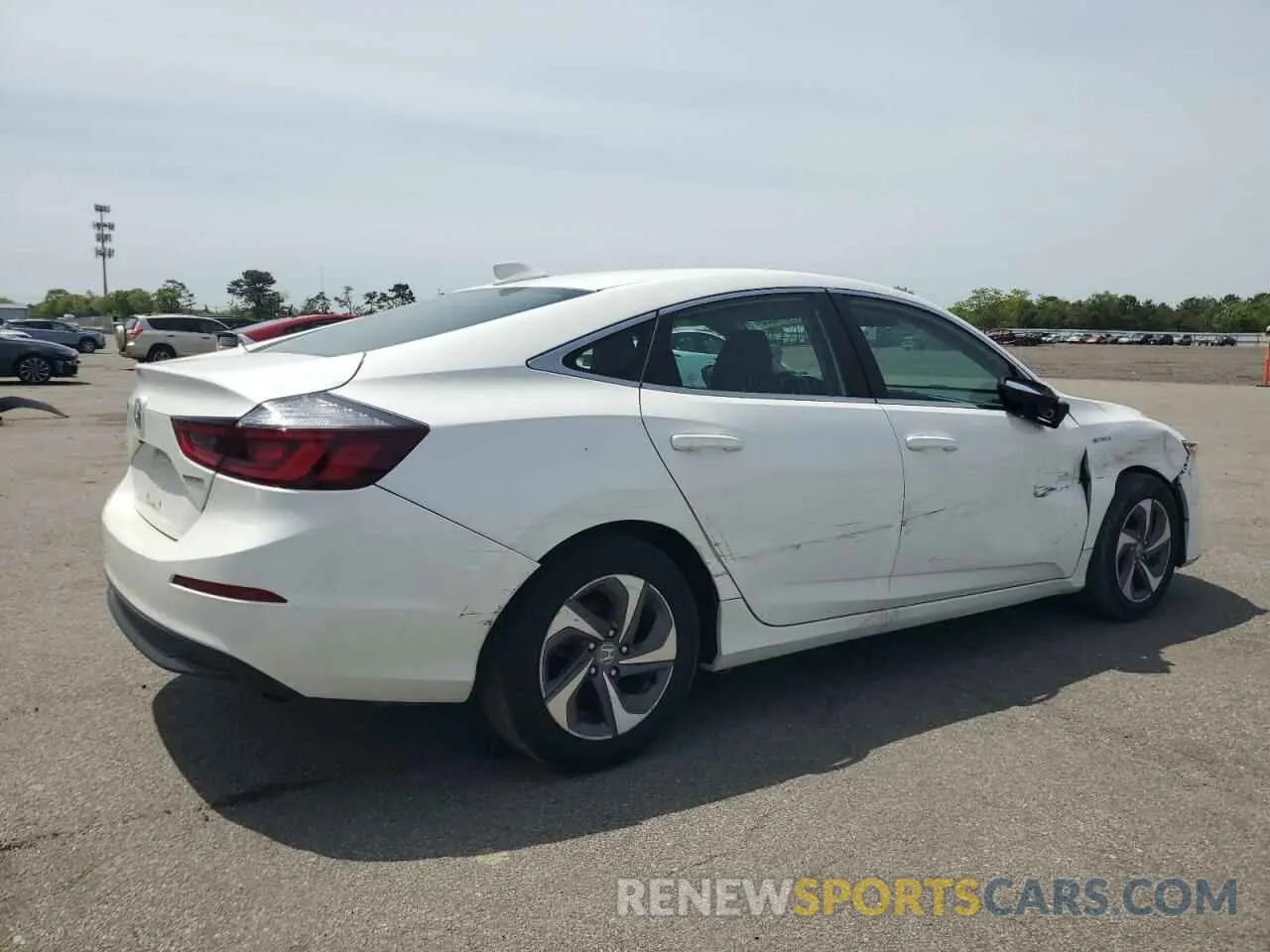 3 fotografías del automóvil dañado 19XZE4F15KE014079 HONDA INSIGHT 2019