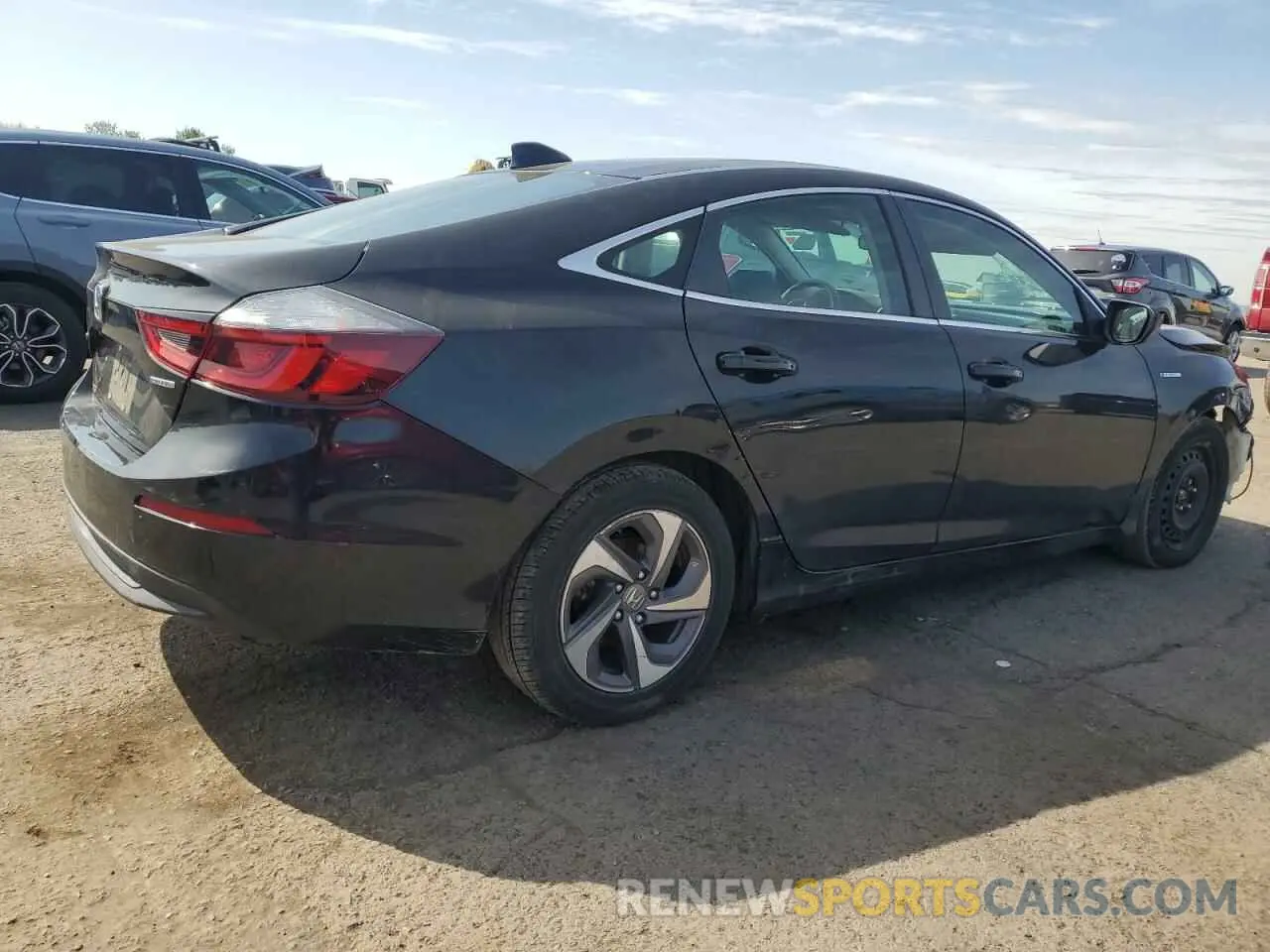 3 fotografías del automóvil dañado 19XZE4F15KE017130 HONDA INSIGHT 2019
