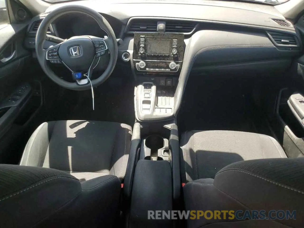 8 fotografías del automóvil dañado 19XZE4F15KE021890 HONDA INSIGHT 2019