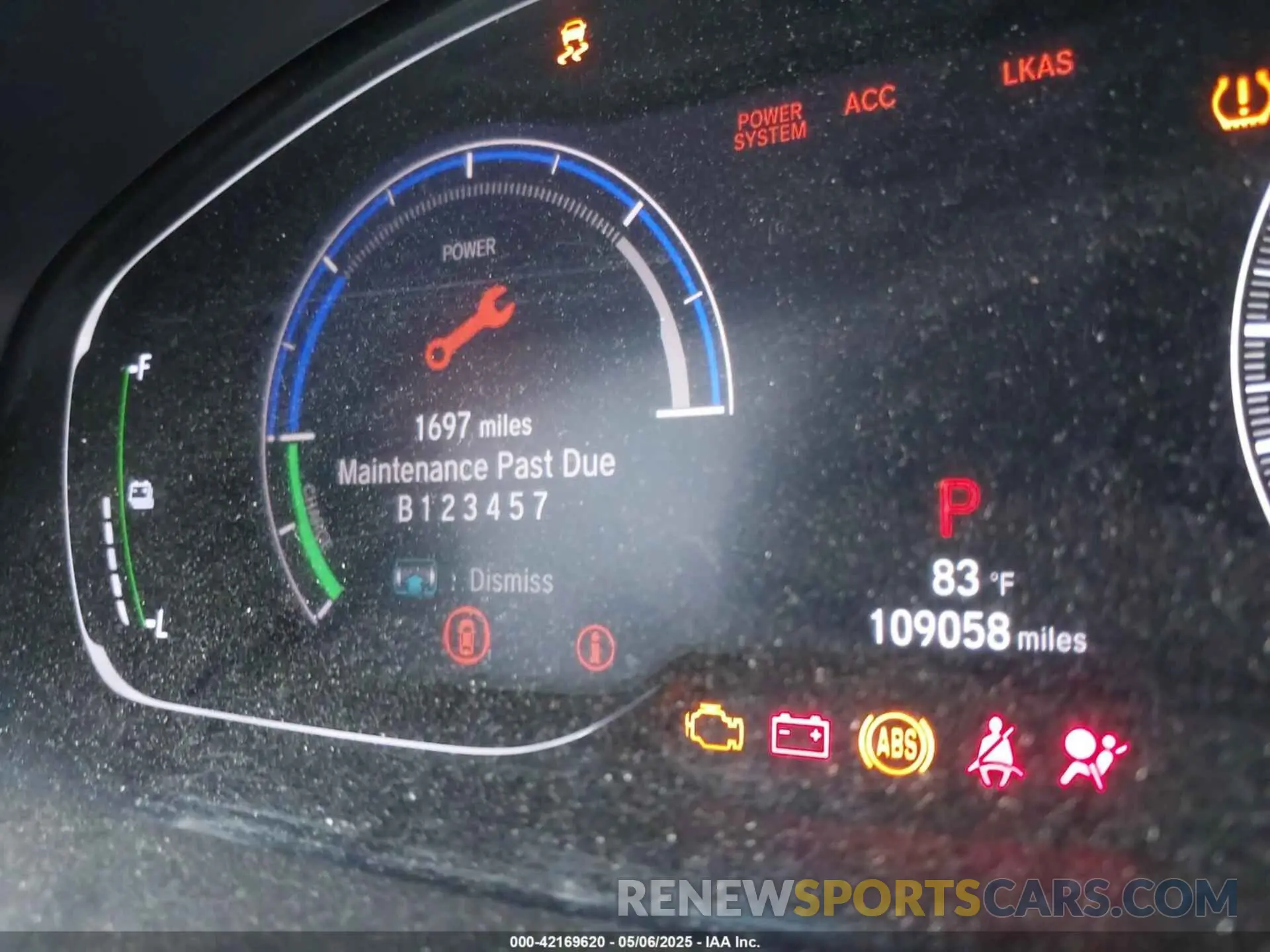 16 fotografías del automóvil dañado 19XZE4F16KE011059 HONDA INSIGHT 2019