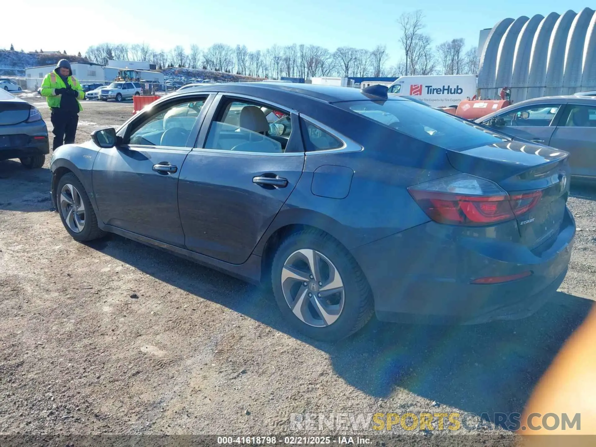 3 fotografías del automóvil dañado 19XZE4F16KE022224 HONDA INSIGHT 2019
