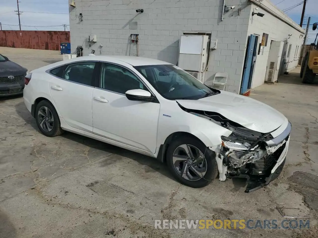 4 fotografías del automóvil dañado 19XZE4F16KE023714 HONDA INSIGHT 2019