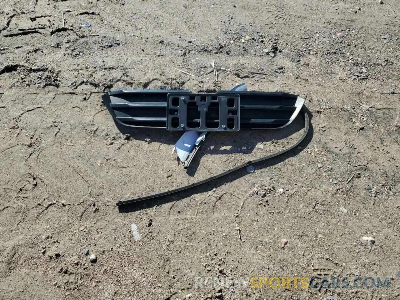12 fotografías del automóvil dañado 19XZE4F18KE004744 HONDA INSIGHT 2019