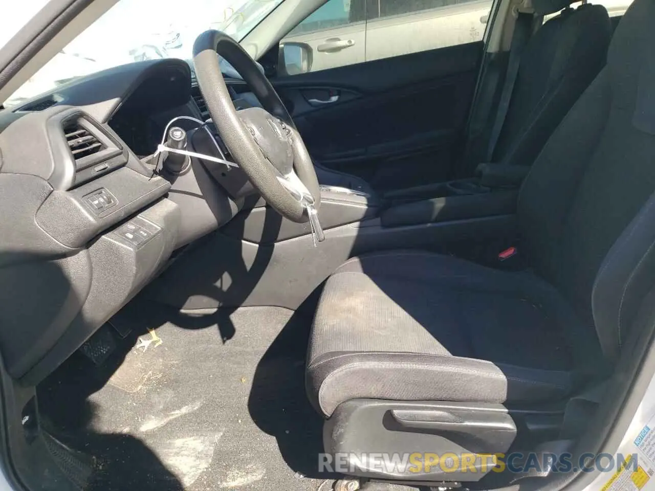 7 fotografías del automóvil dañado 19XZE4F52KE003849 HONDA INSIGHT 2019