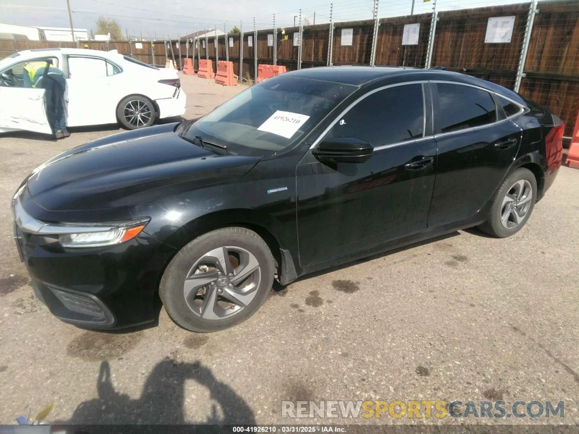 2 fotografías del automóvil dañado 19XZE4F55KE005028 HONDA INSIGHT 2019