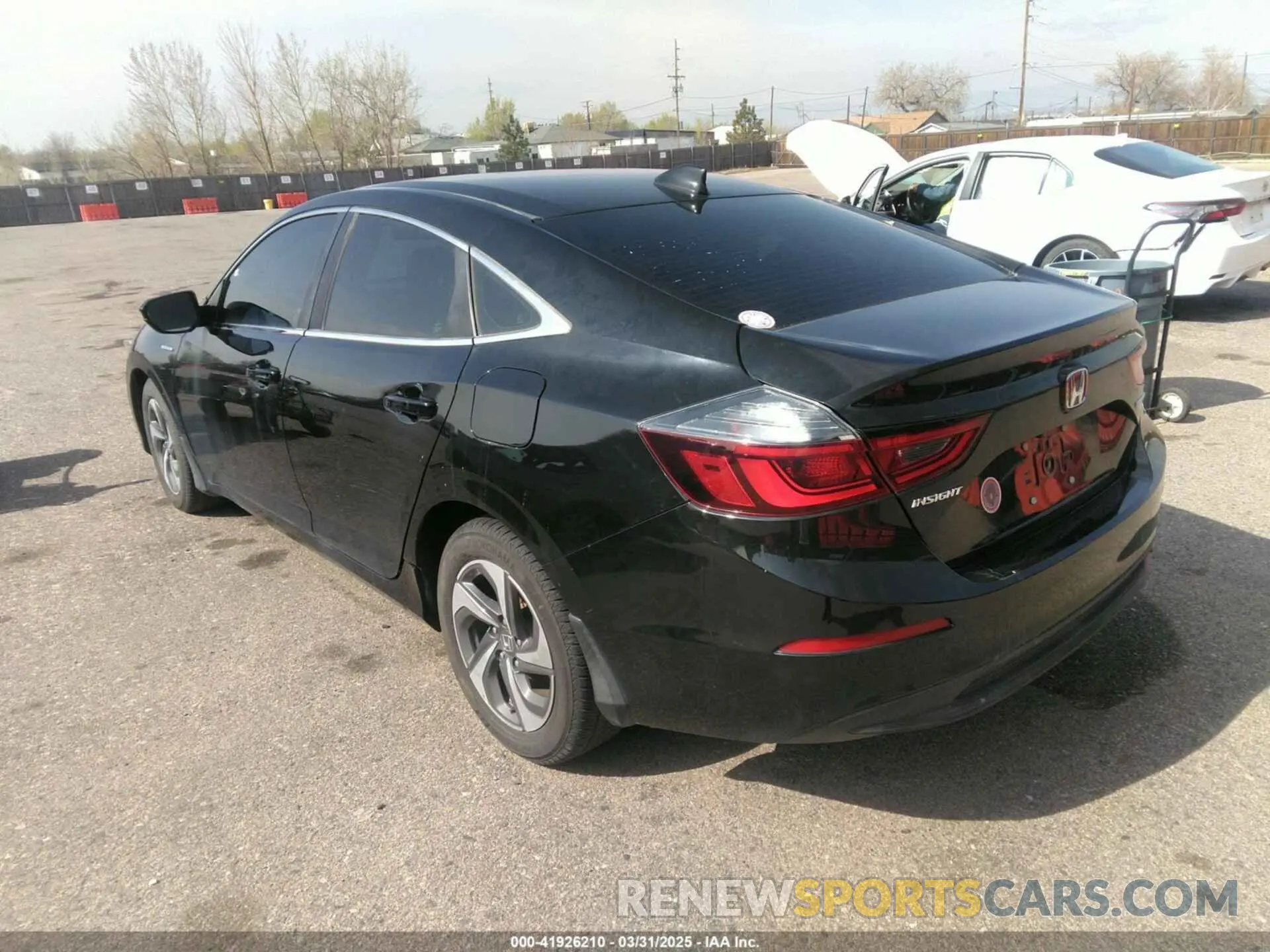 3 fotografías del automóvil dañado 19XZE4F55KE005028 HONDA INSIGHT 2019