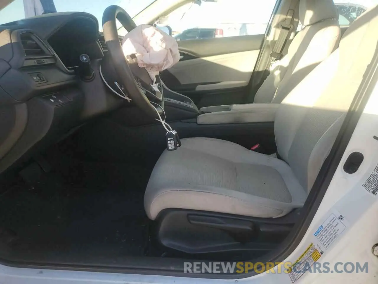 7 fotografías del automóvil dañado 19XZE4F55KE028941 HONDA INSIGHT 2019