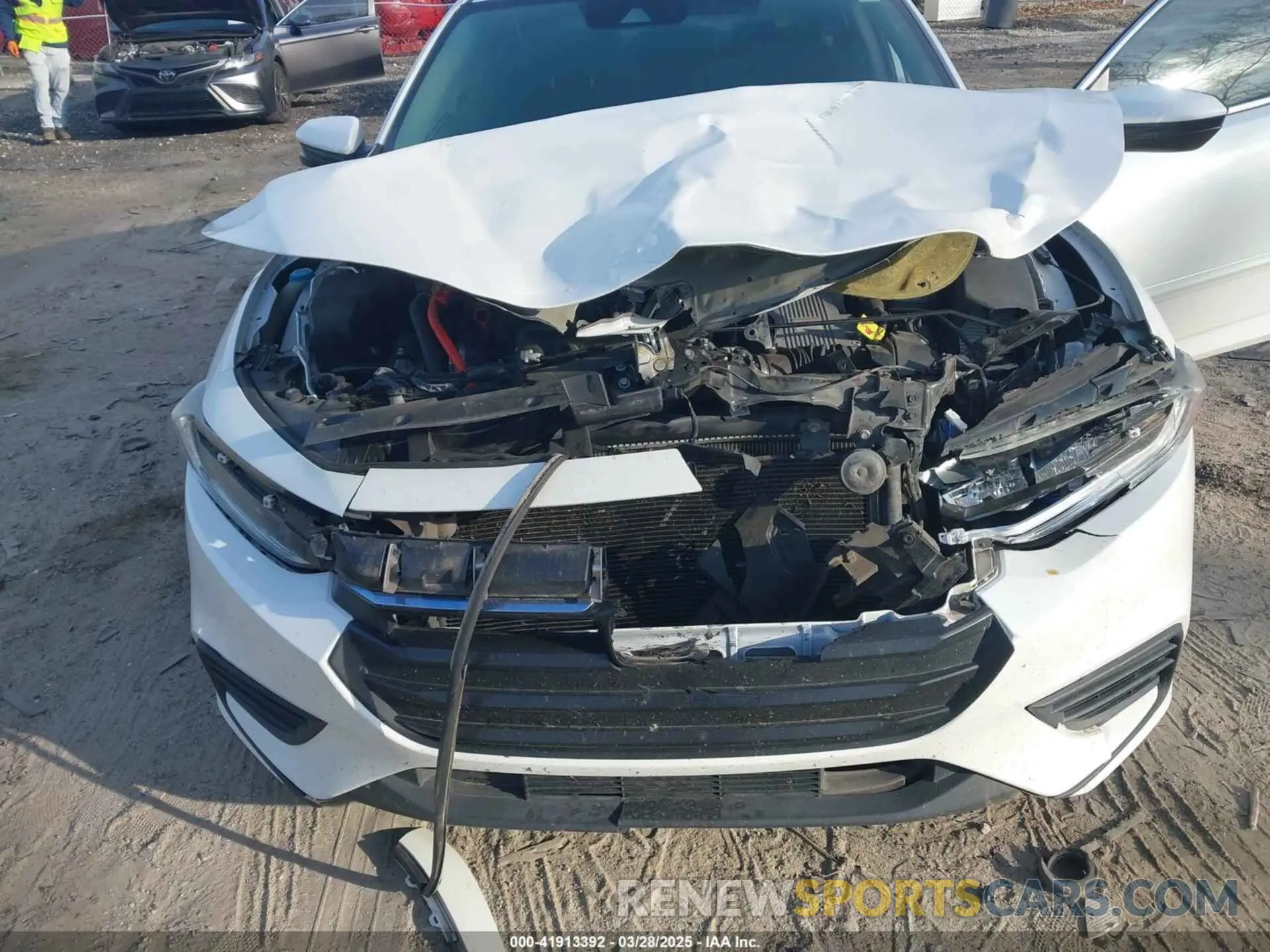 6 fotografías del automóvil dañado 19XZE4F56KE002946 HONDA INSIGHT 2019