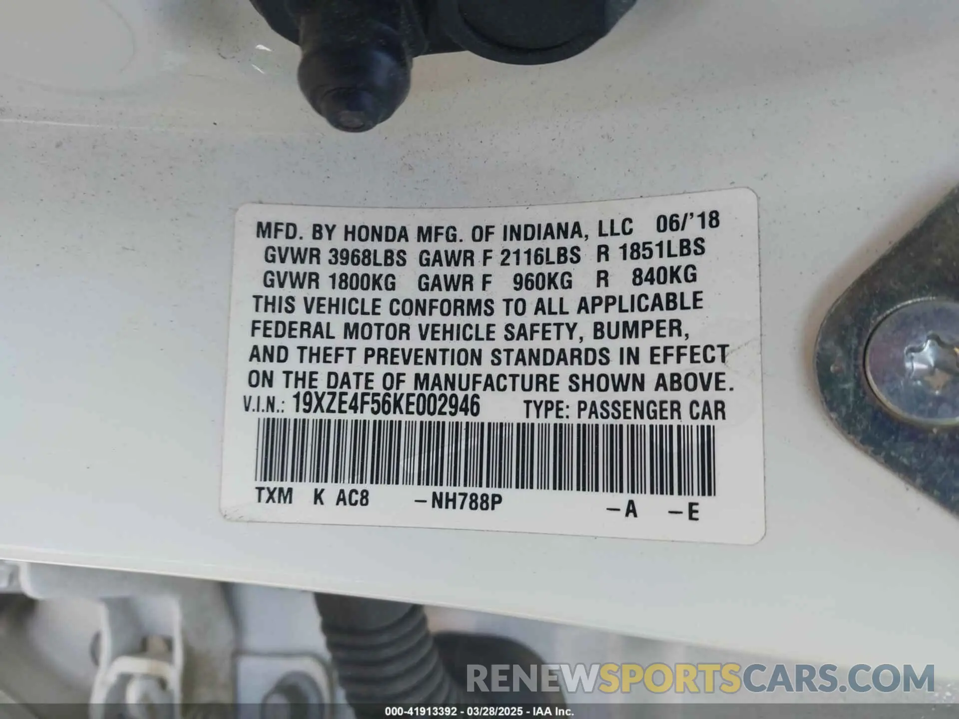 9 fotografías del automóvil dañado 19XZE4F56KE002946 HONDA INSIGHT 2019