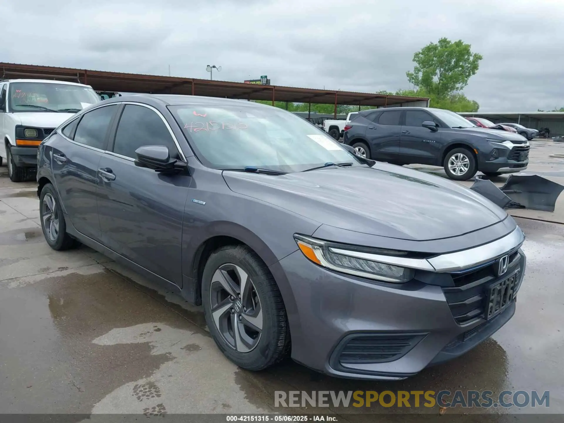 1 fotografías del automóvil dañado 19XZE4F56KE025837 HONDA INSIGHT 2019