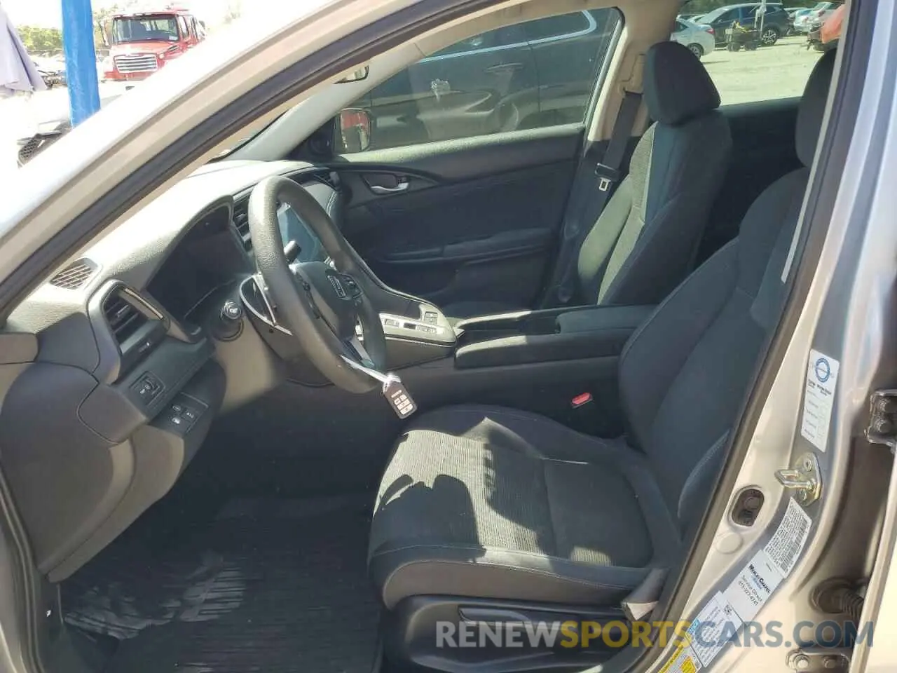 7 fotografías del automóvil dañado 19XZE4F57KE002342 HONDA INSIGHT 2019