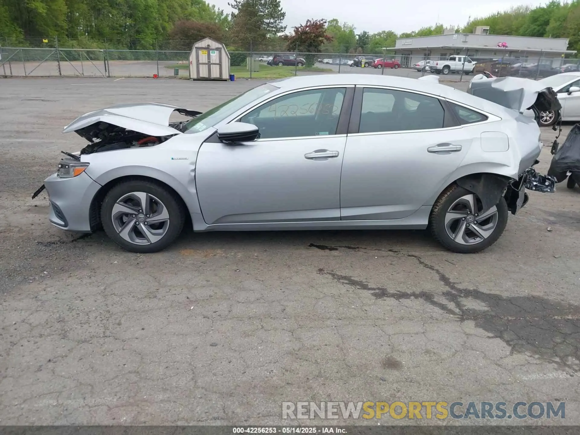 15 fotografías del automóvil dañado 19XZE4F57KE009386 HONDA INSIGHT 2019