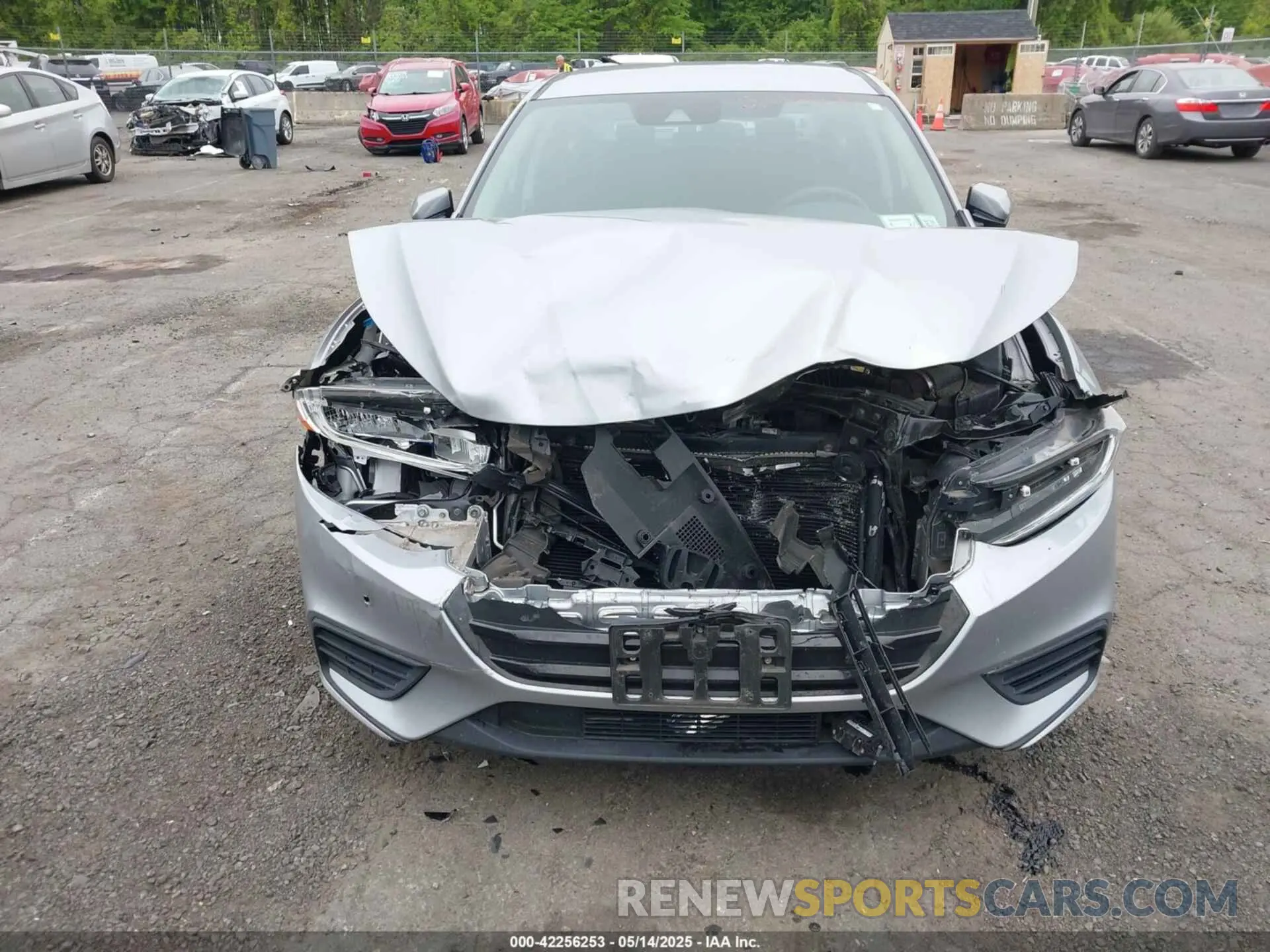 6 fotografías del automóvil dañado 19XZE4F57KE009386 HONDA INSIGHT 2019