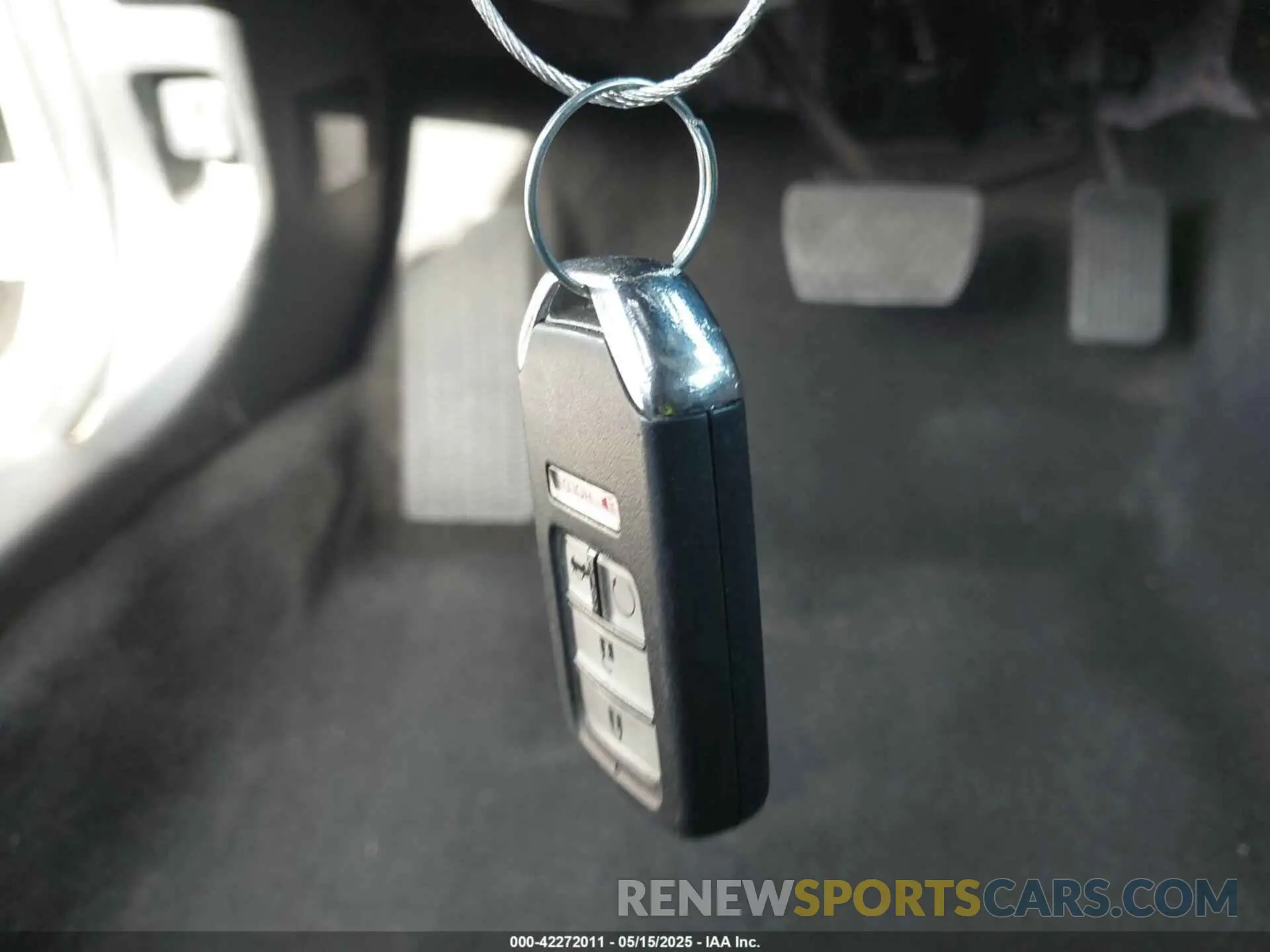 11 fotografías del automóvil dañado 19XZE4F57KE018251 HONDA INSIGHT 2019