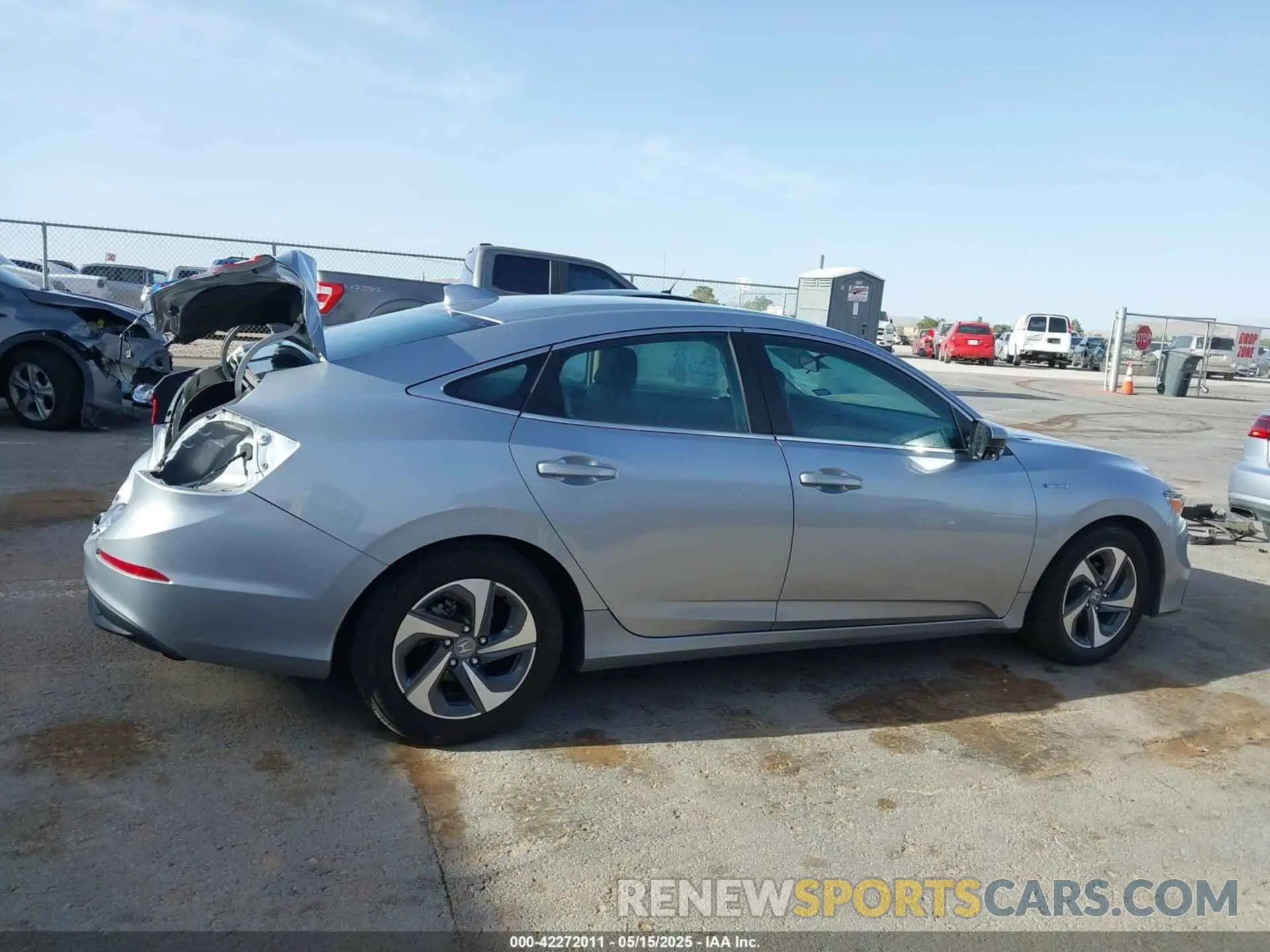 13 fotografías del automóvil dañado 19XZE4F57KE018251 HONDA INSIGHT 2019