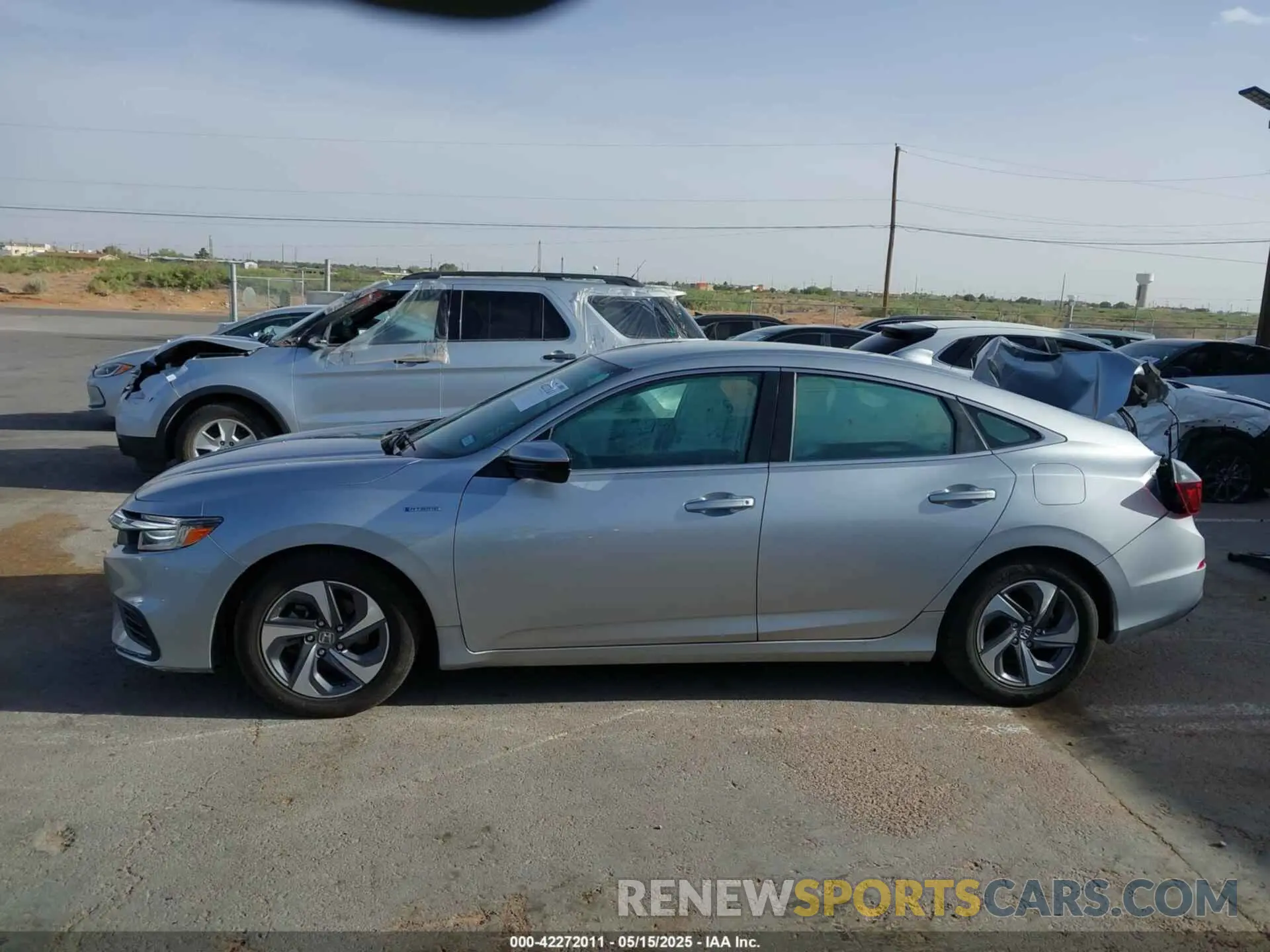 14 fotografías del automóvil dañado 19XZE4F57KE018251 HONDA INSIGHT 2019