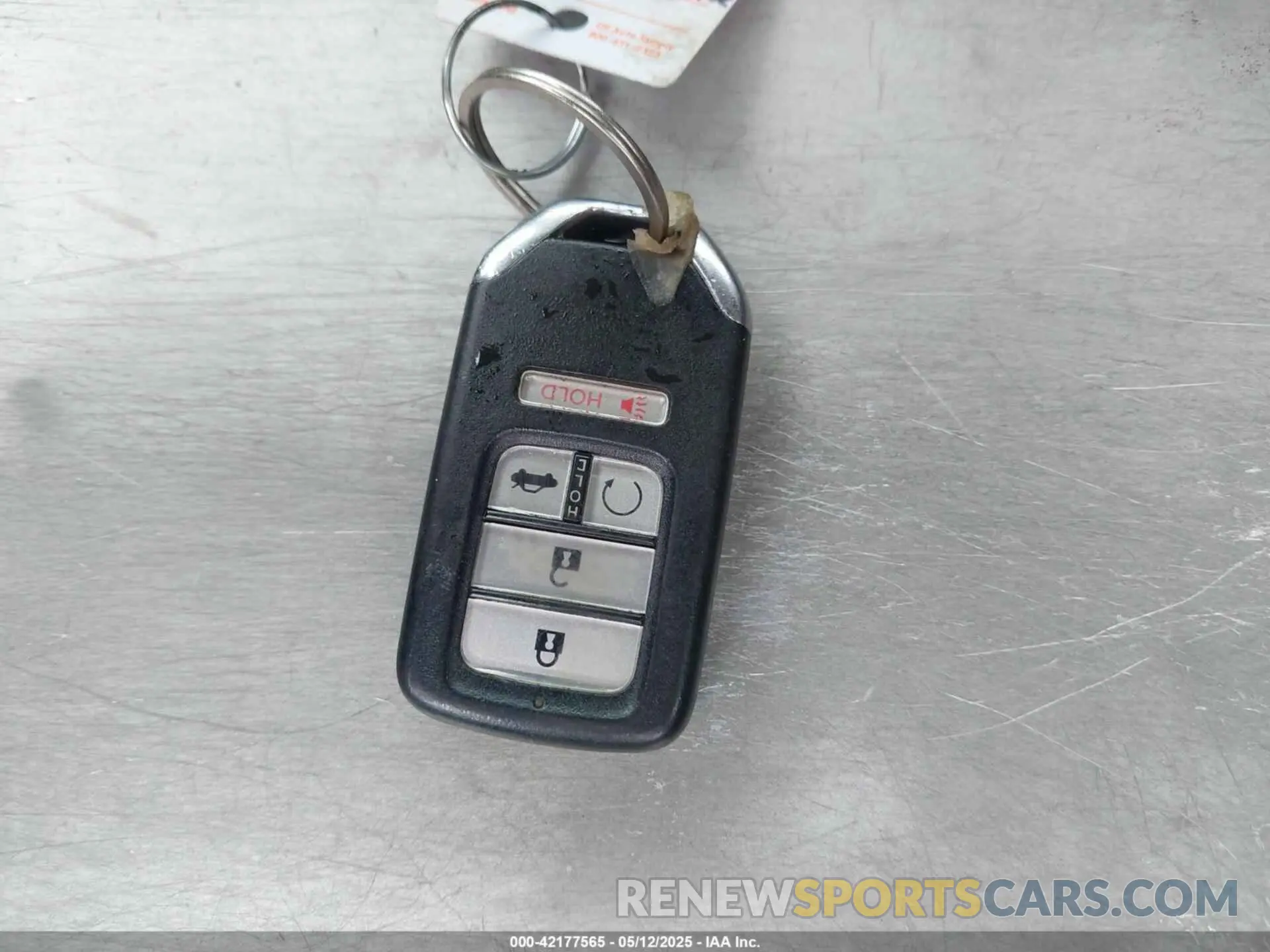 11 fotografías del automóvil dañado 19XZE4F57KE018296 HONDA INSIGHT 2019