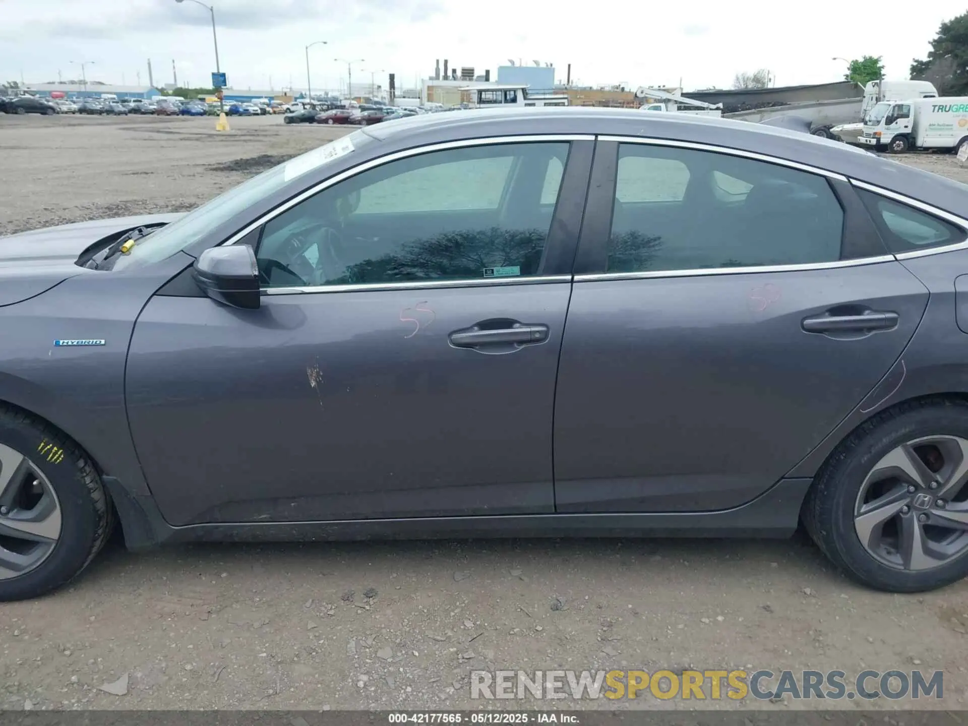 14 fotografías del automóvil dañado 19XZE4F57KE018296 HONDA INSIGHT 2019