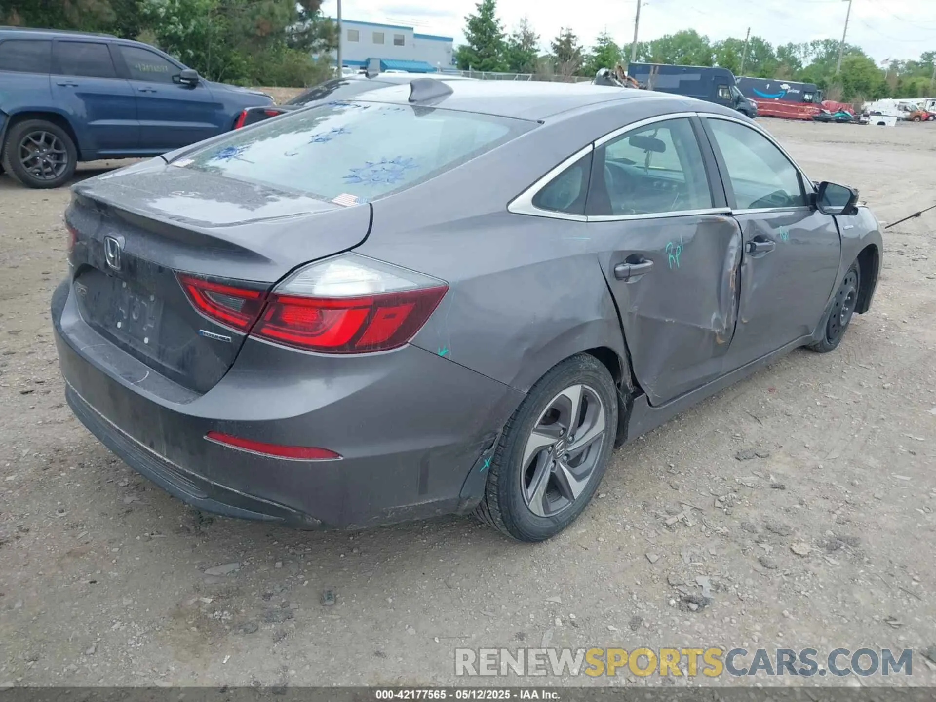 4 fotografías del automóvil dañado 19XZE4F57KE018296 HONDA INSIGHT 2019