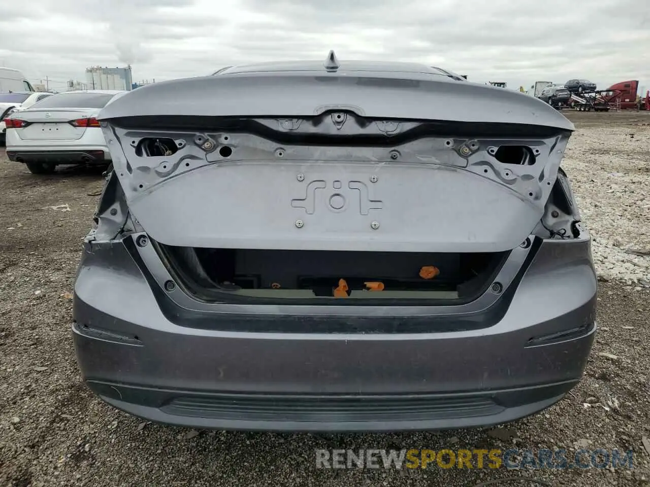 6 fotografías del automóvil dañado 19XZE4F58KE031476 HONDA INSIGHT 2019