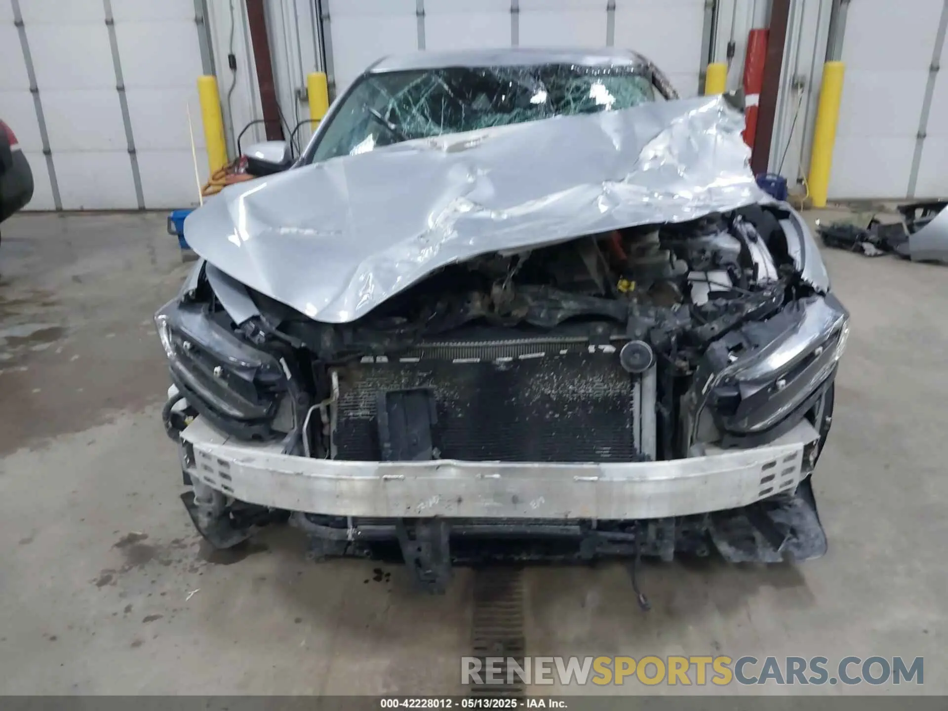13 fotografías del automóvil dañado 19XZE4F59KE001869 HONDA INSIGHT 2019