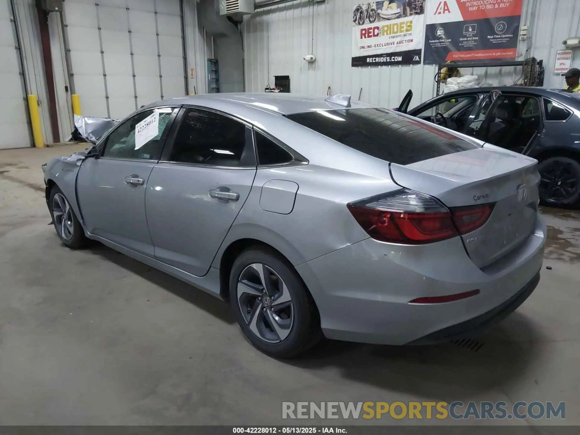 3 fotografías del automóvil dañado 19XZE4F59KE001869 HONDA INSIGHT 2019